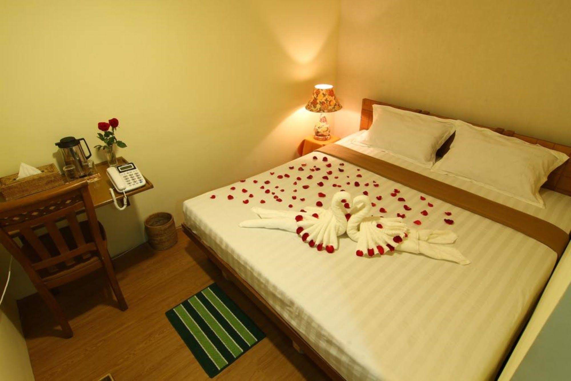 Shwe Htee Guest House