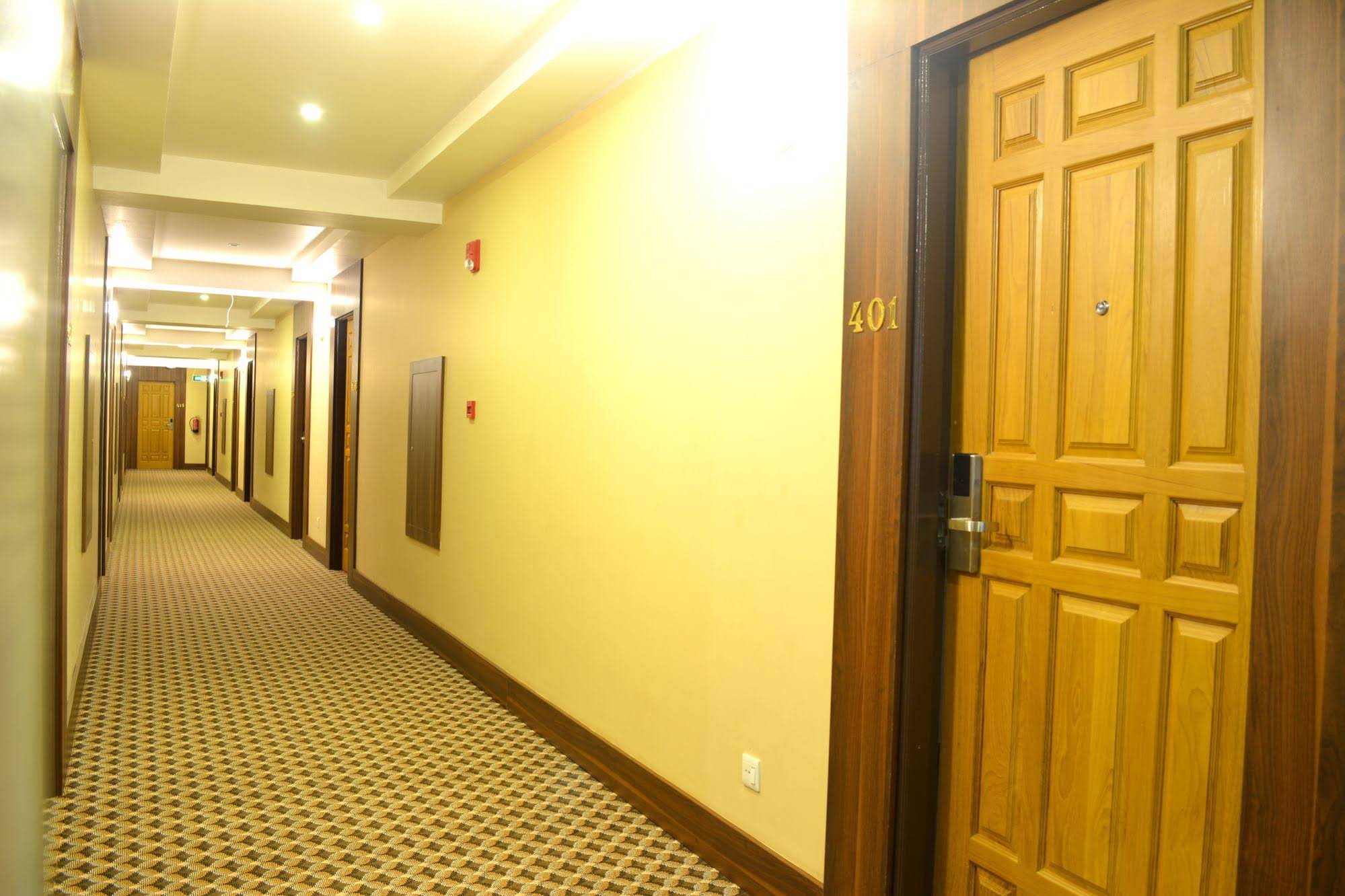 Silver Green Hotel Yangon