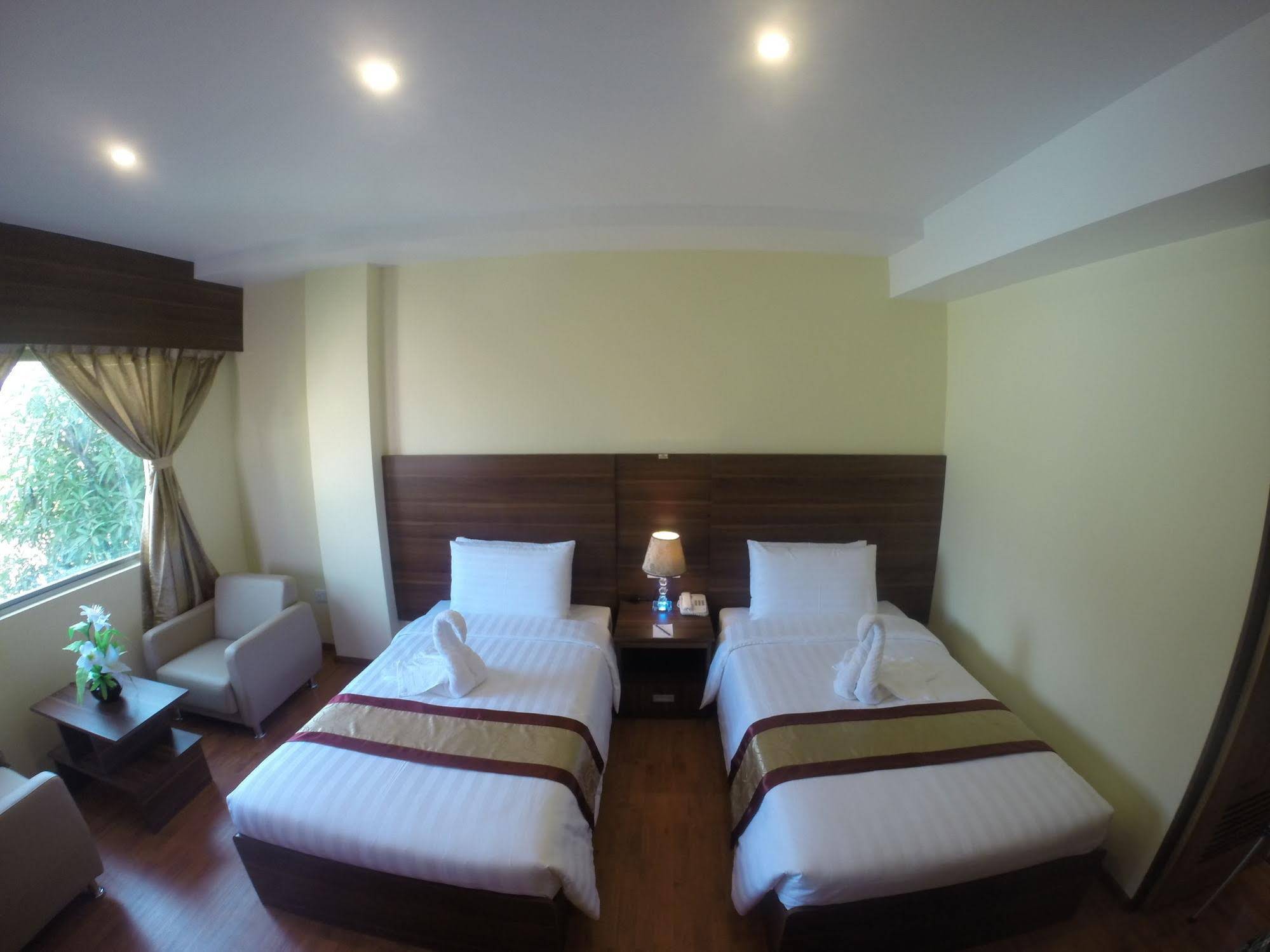 Silver Green Hotel Yangon