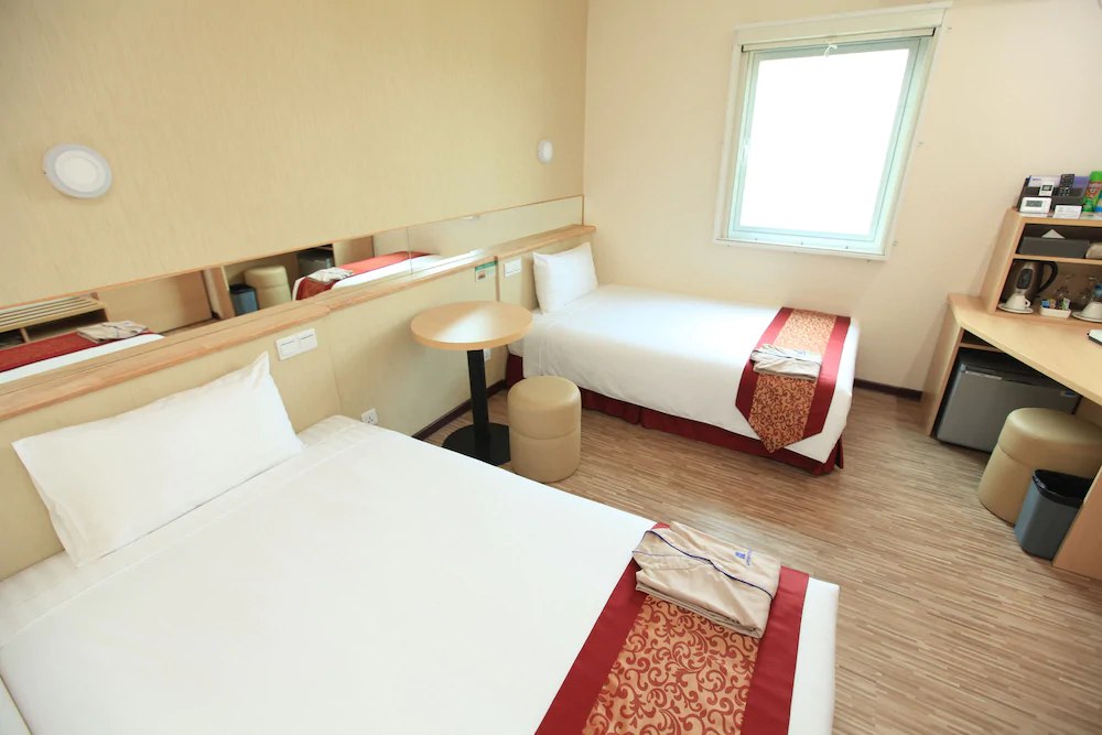 Super Hotel Yangon Kabar Aye Road