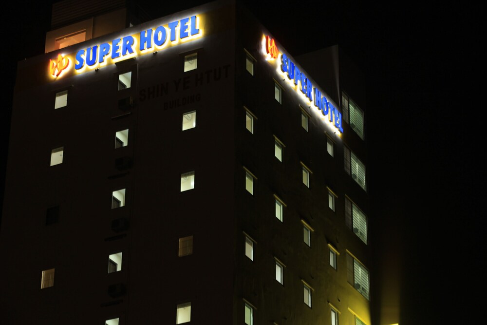 Super Hotel Yangon Kabar Aye Road