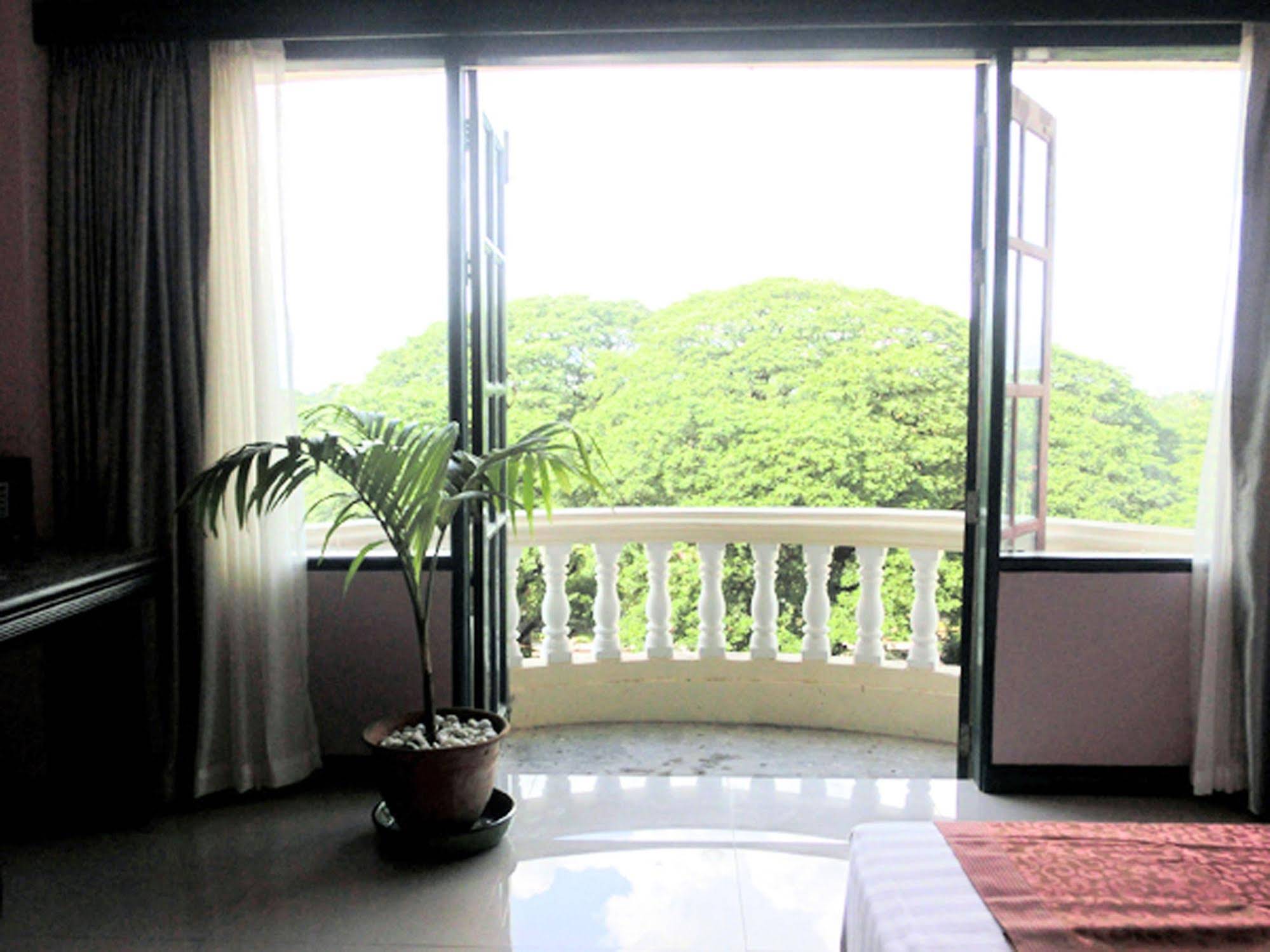 Yangon International Hotel