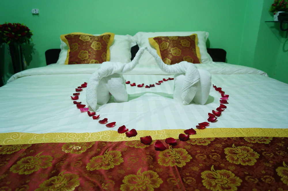 Top Royal Hotel