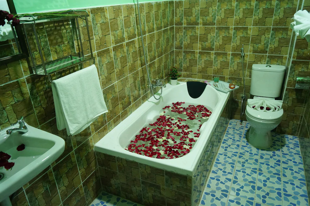 Top Royal Hotel