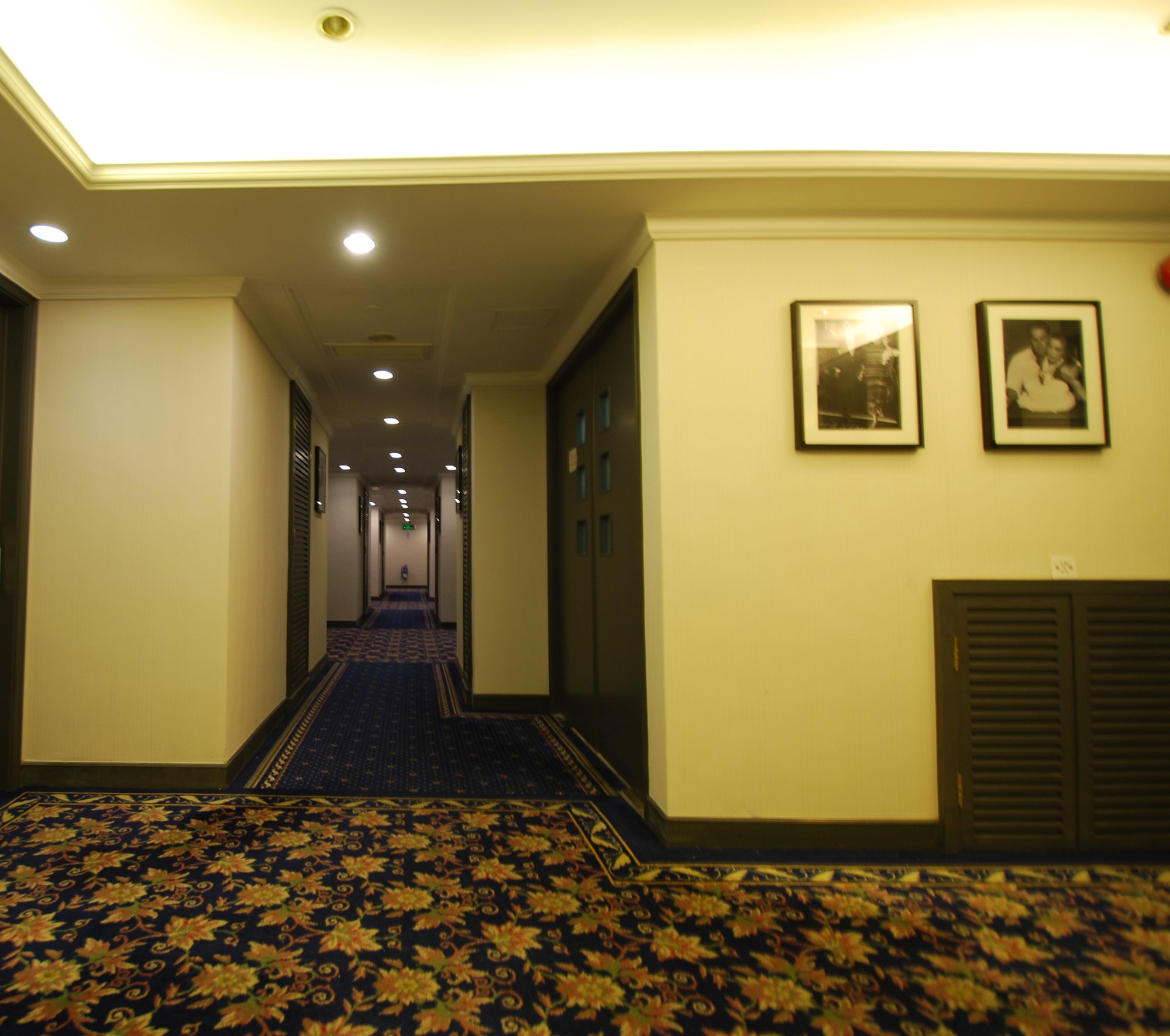 Macau Hotel S