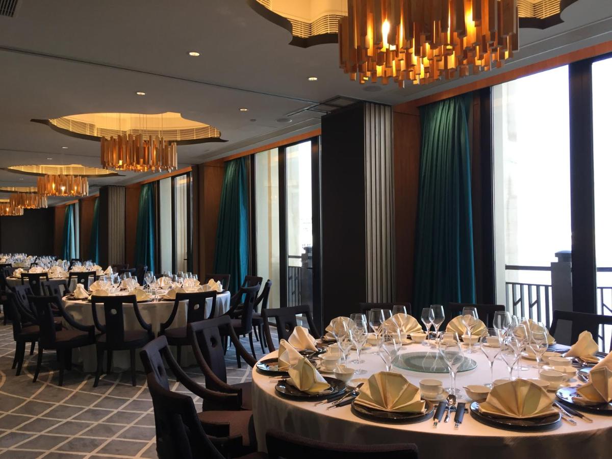 Legend Palace Hotel