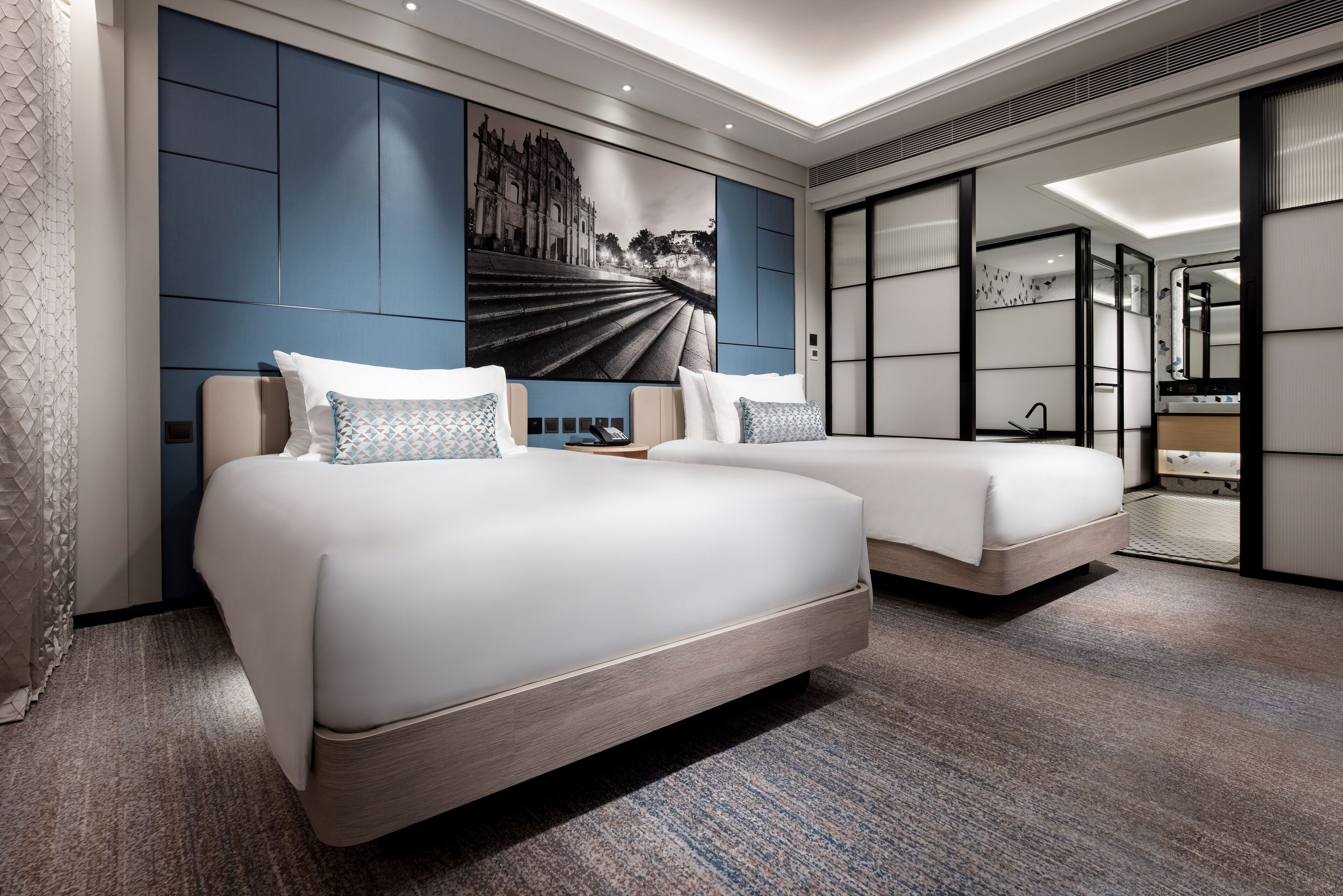 Lisboeta Hotel