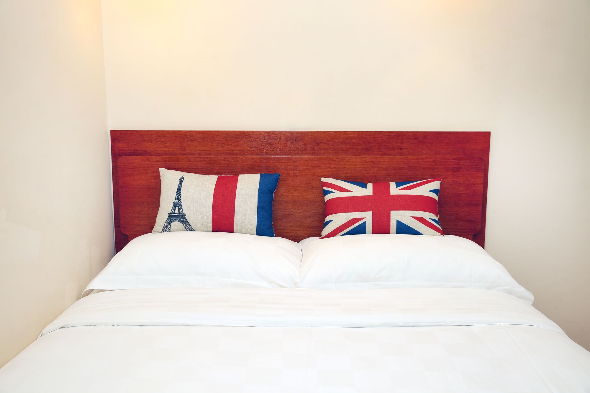 Ole London