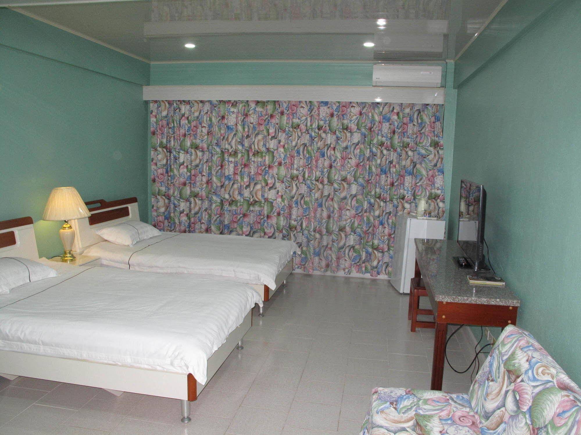 Beach Garden Hotel & Apartment