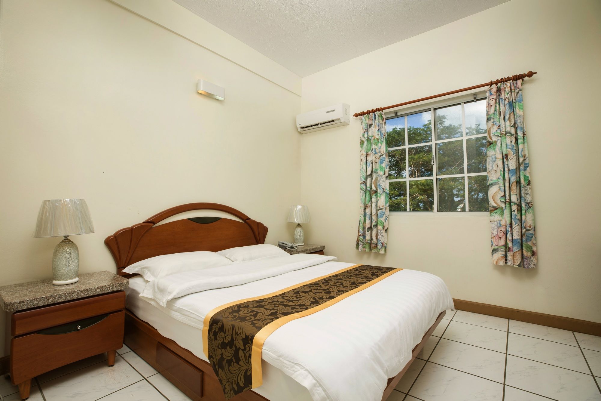 Capital Hotel