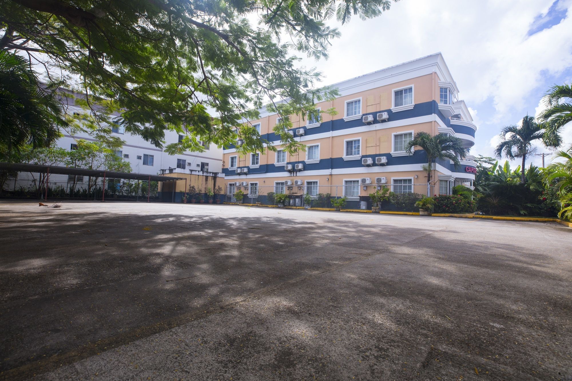 Capital Hotel