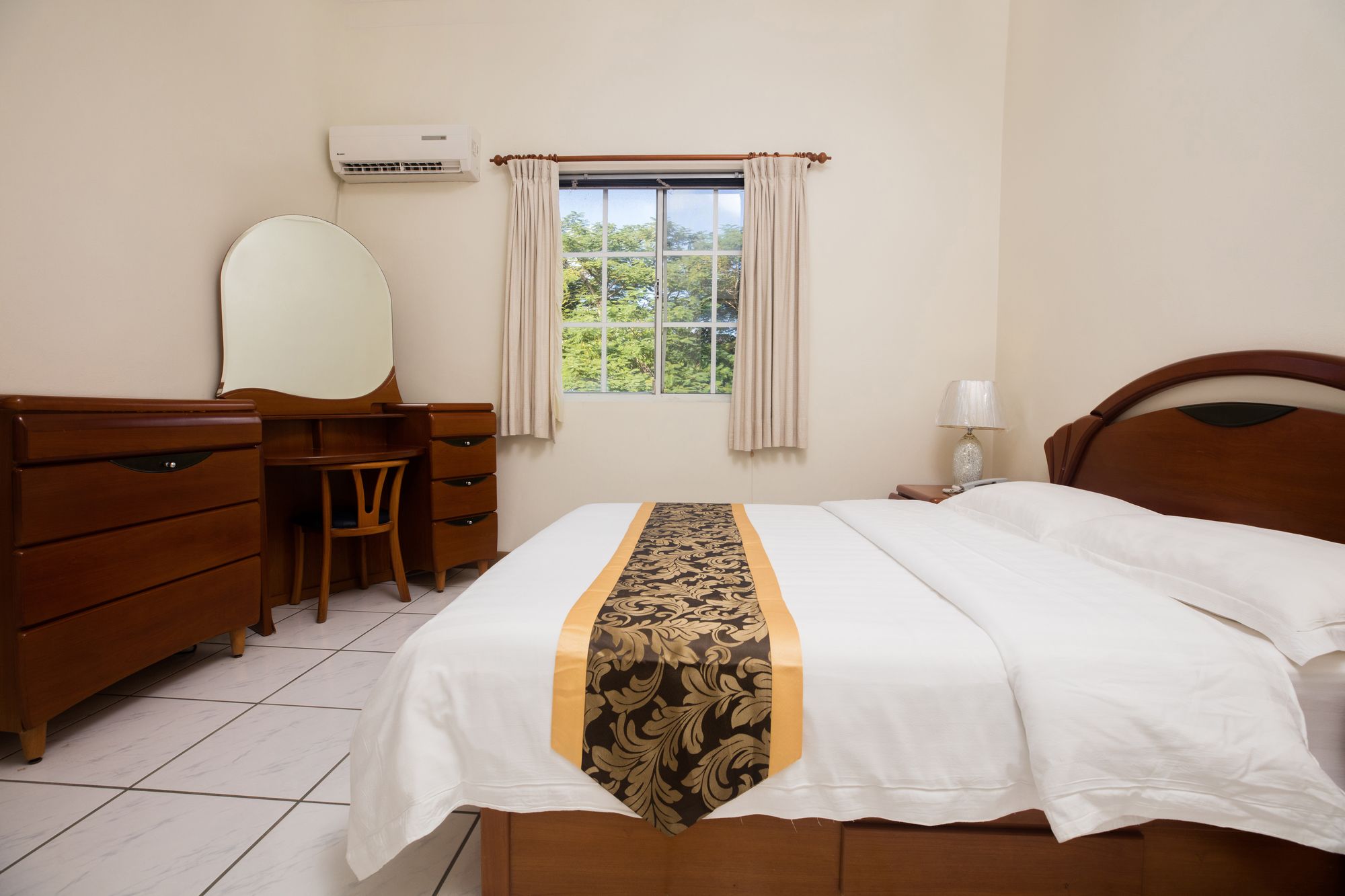 Capital Hotel