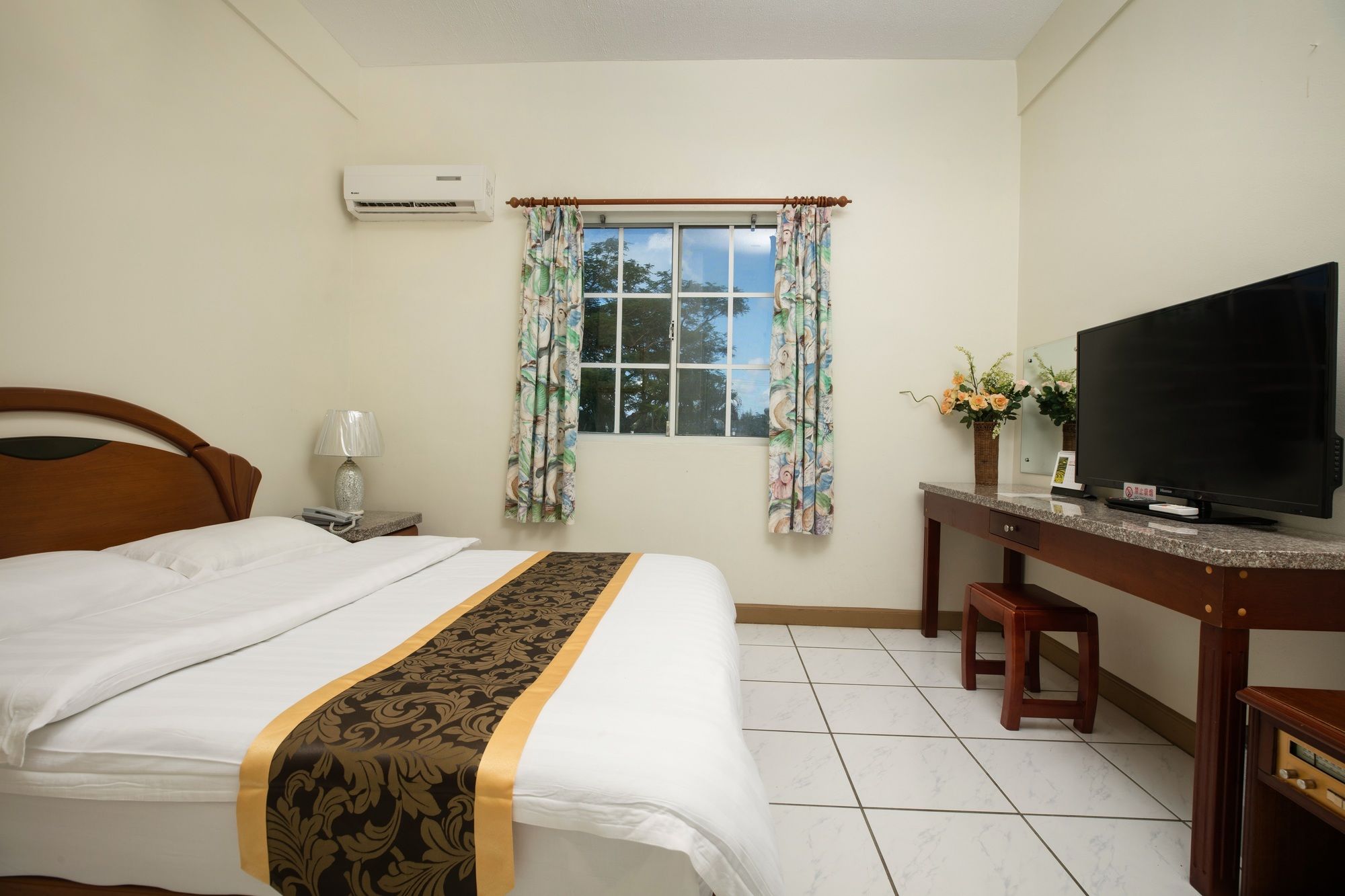 Capital Hotel
