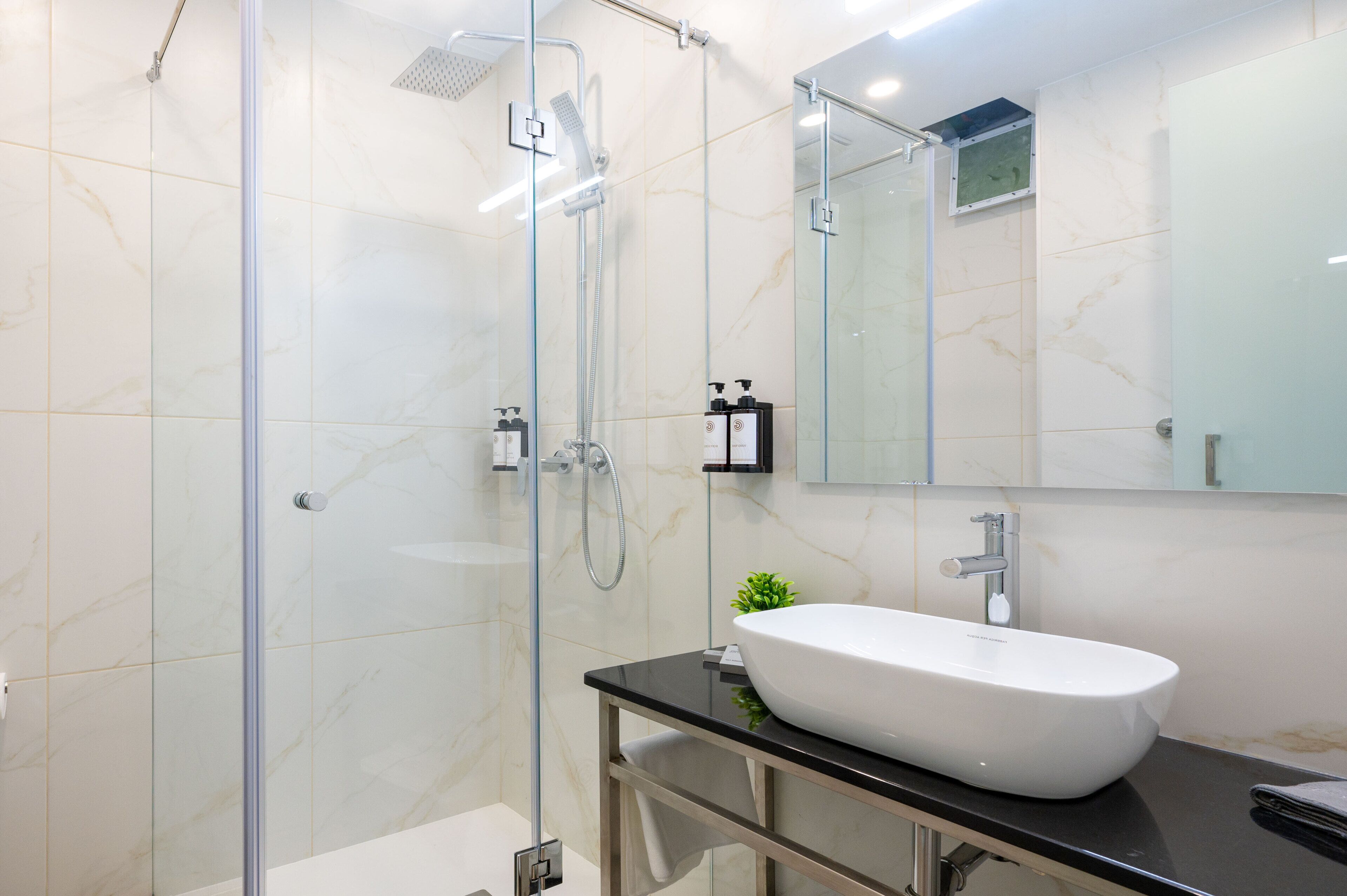 C4 Retreats By Georges Boutique Living