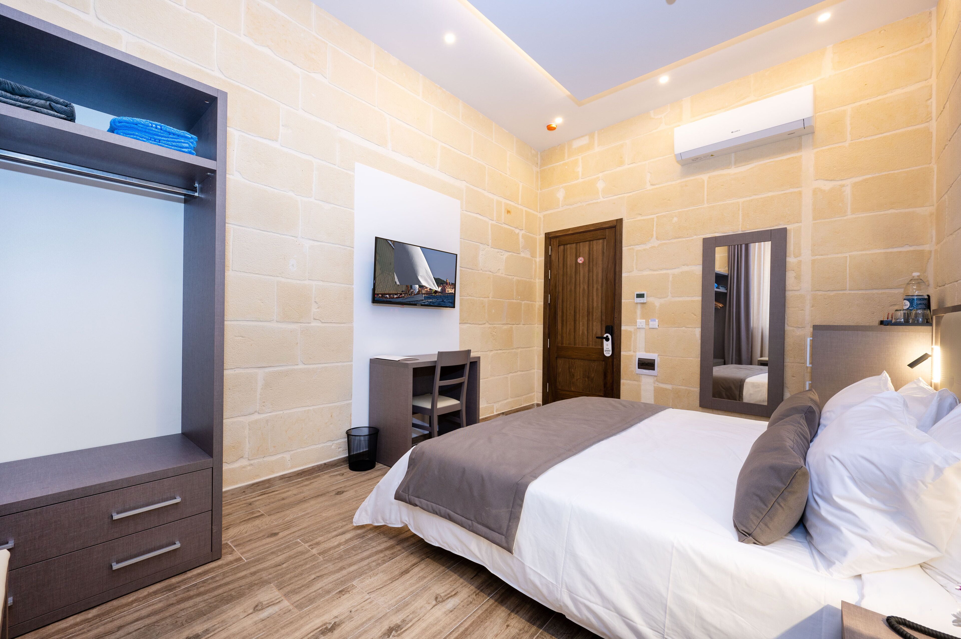 C4 Retreats By Georges Boutique Living