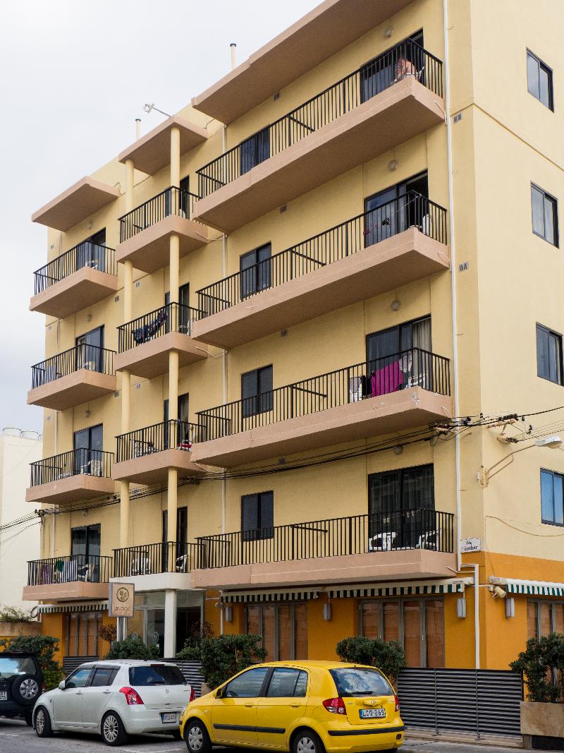 Huli Hotel & Apartments