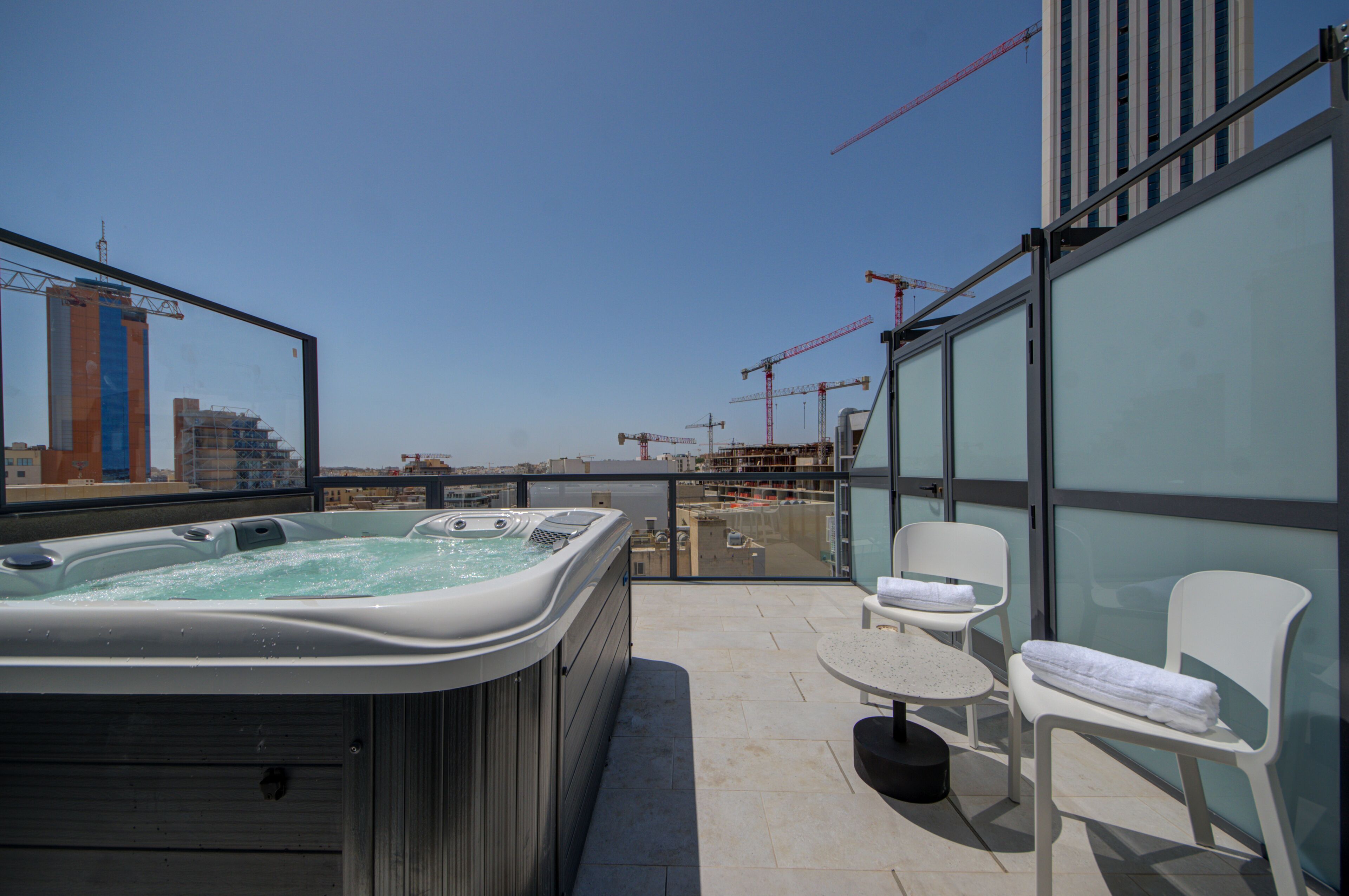 Ikyk Hotel