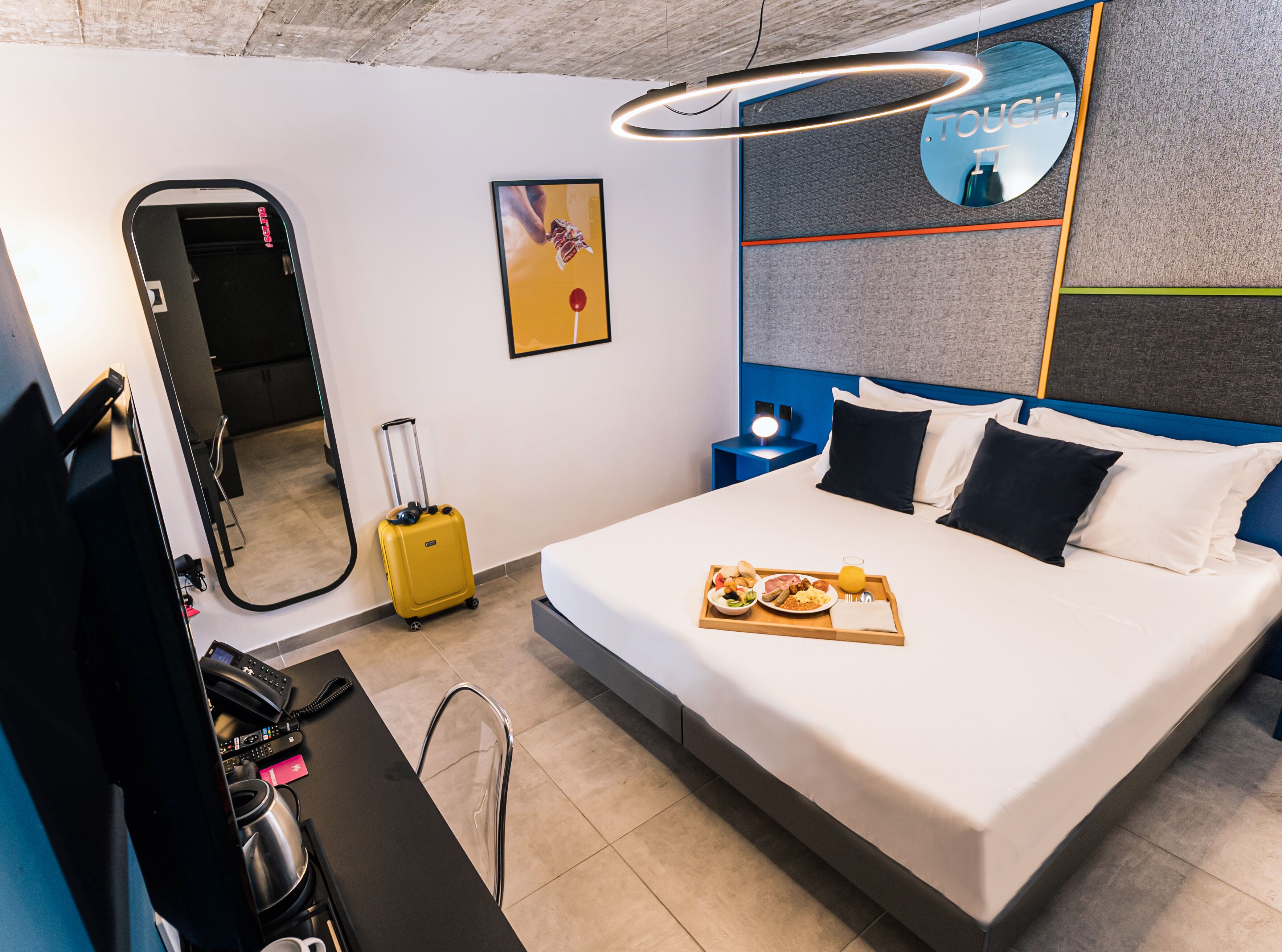 Ikyk Hotel