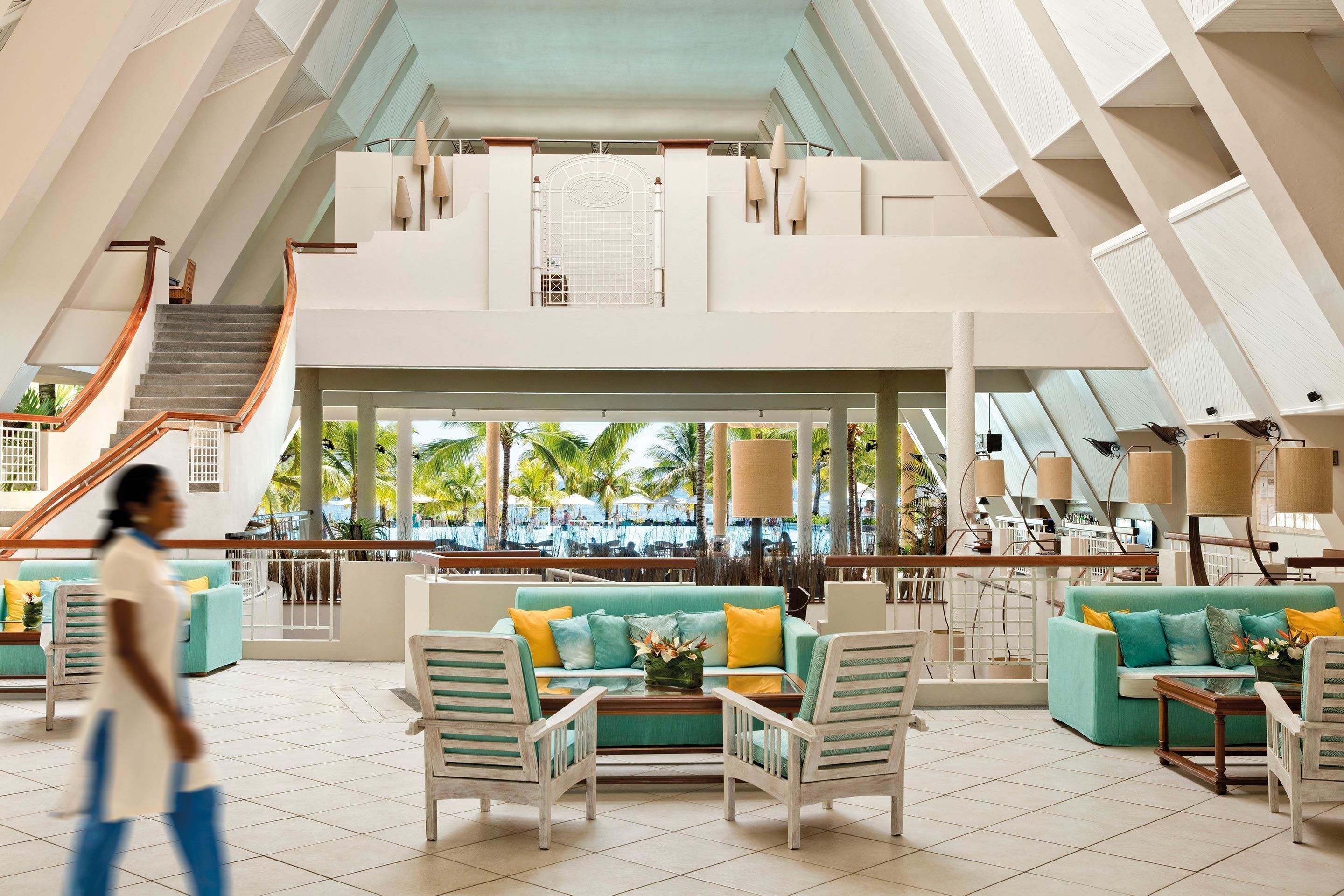 Victoria Beachcomber Resort & Spa