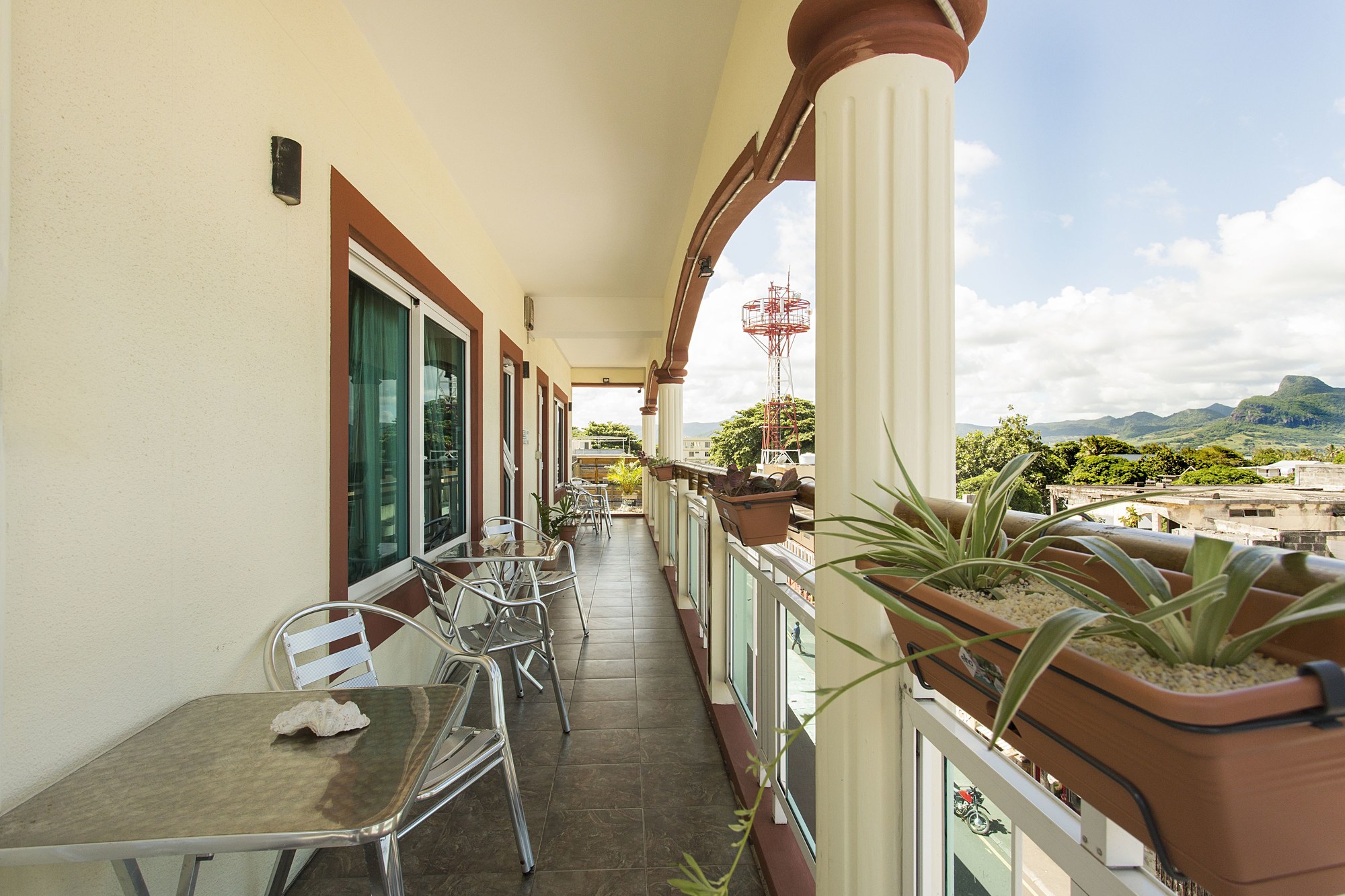 ONS Motel - Guest House