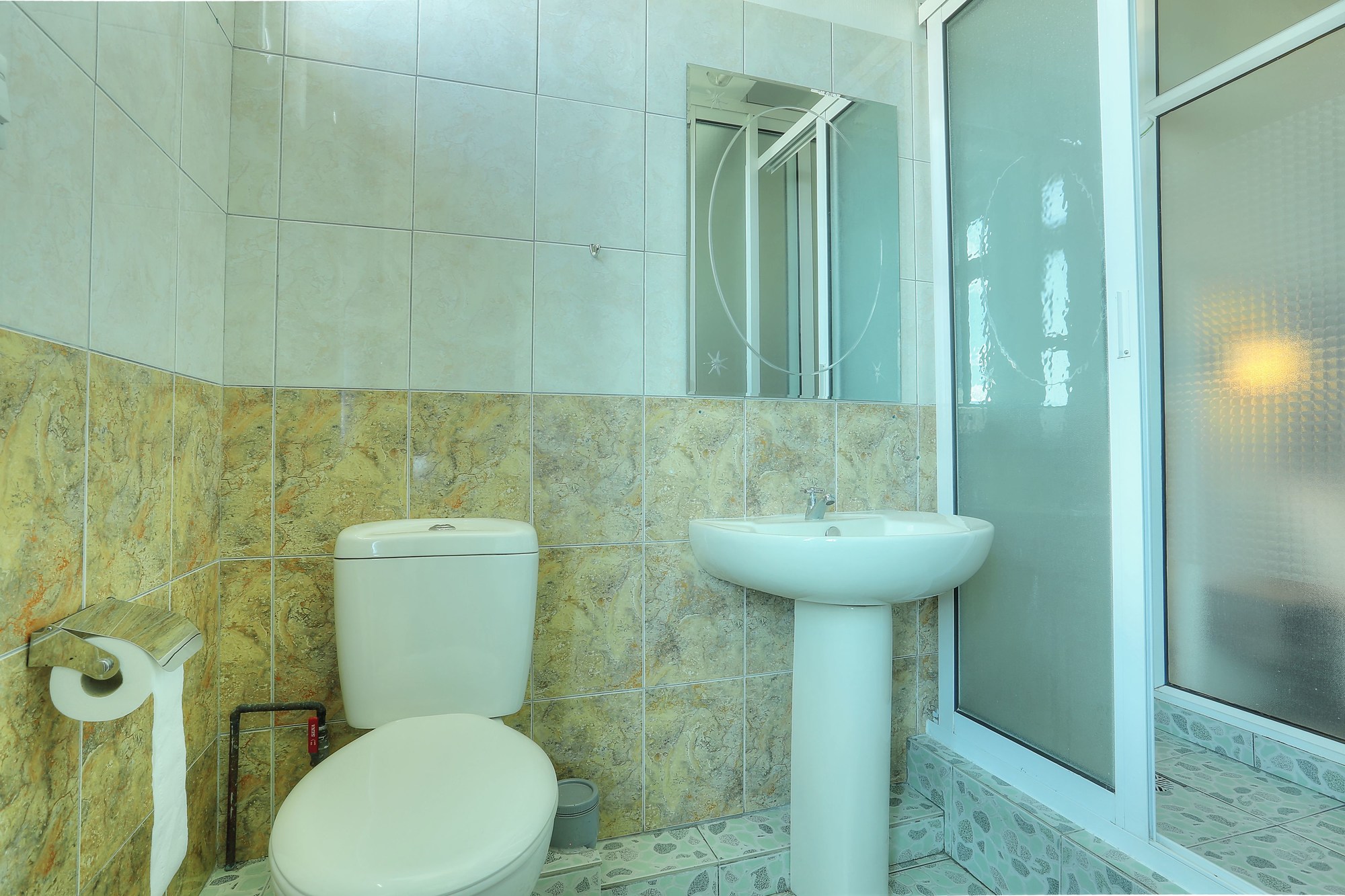 ONS Motel - Guest House