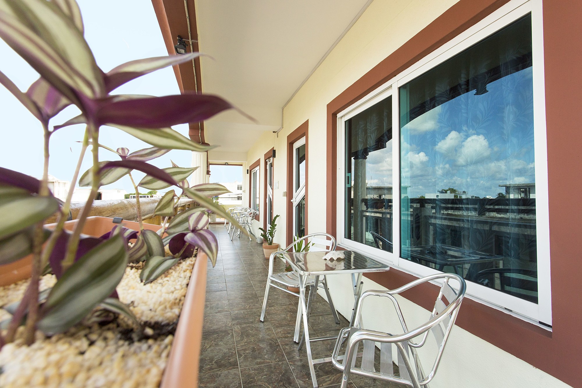 ONS Motel - Guest House