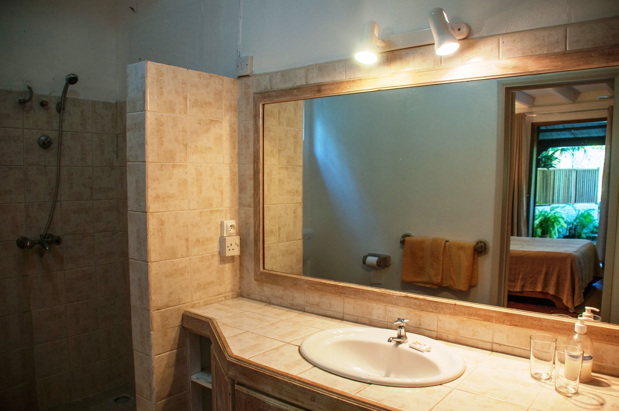 Chantauvent Guesthouse