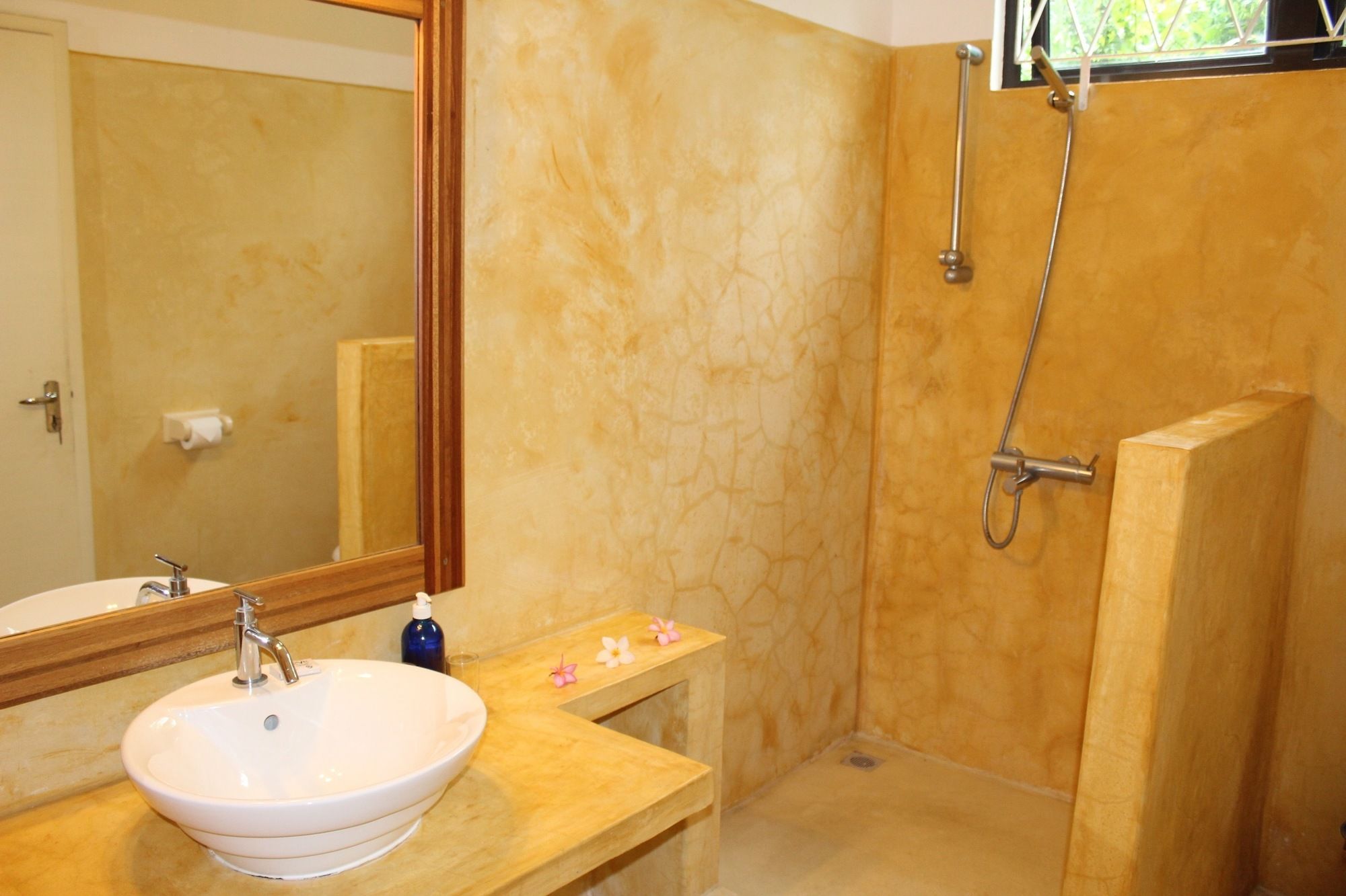 Chantauvent Guesthouse