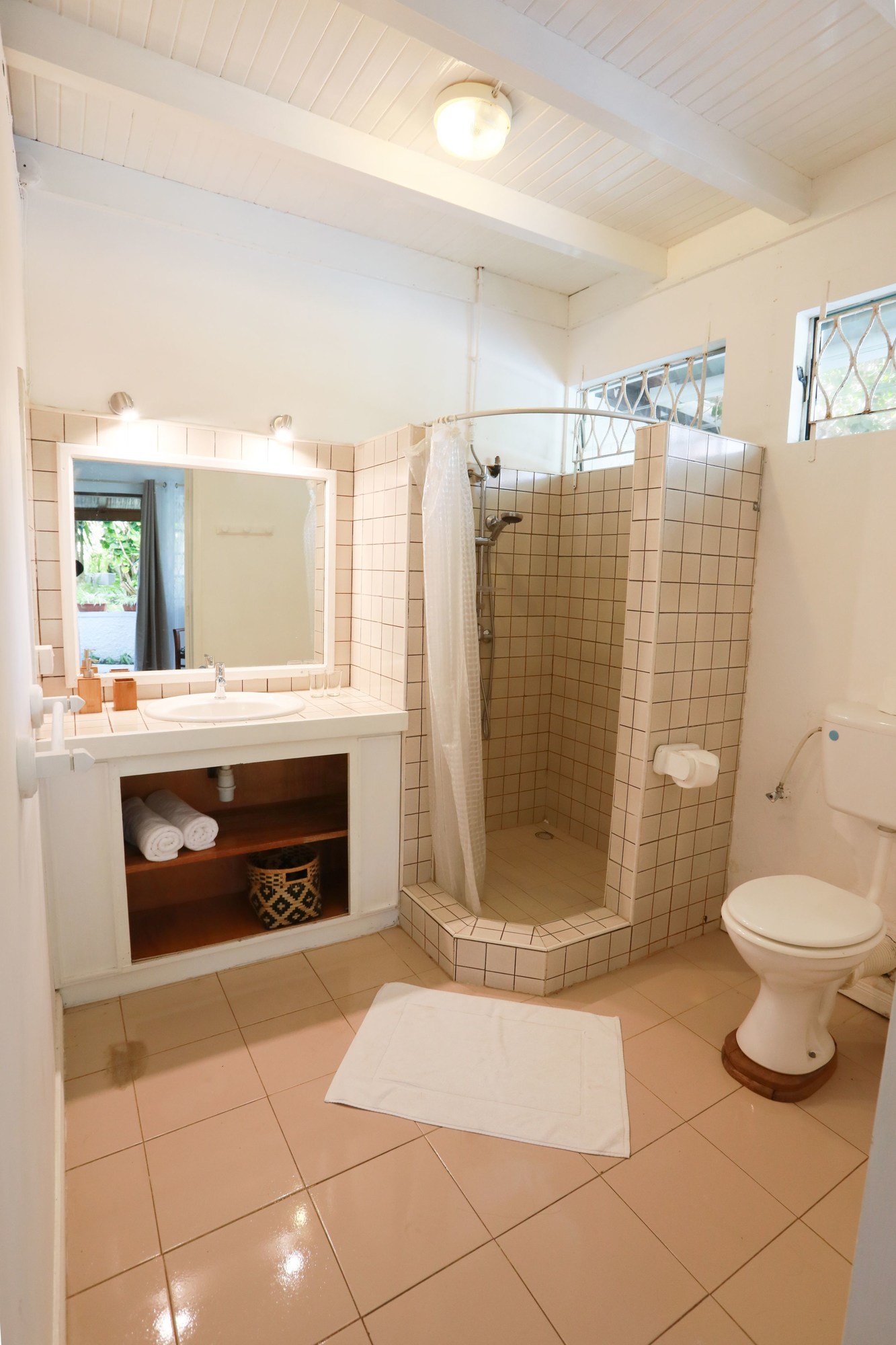 Chantauvent Guesthouse