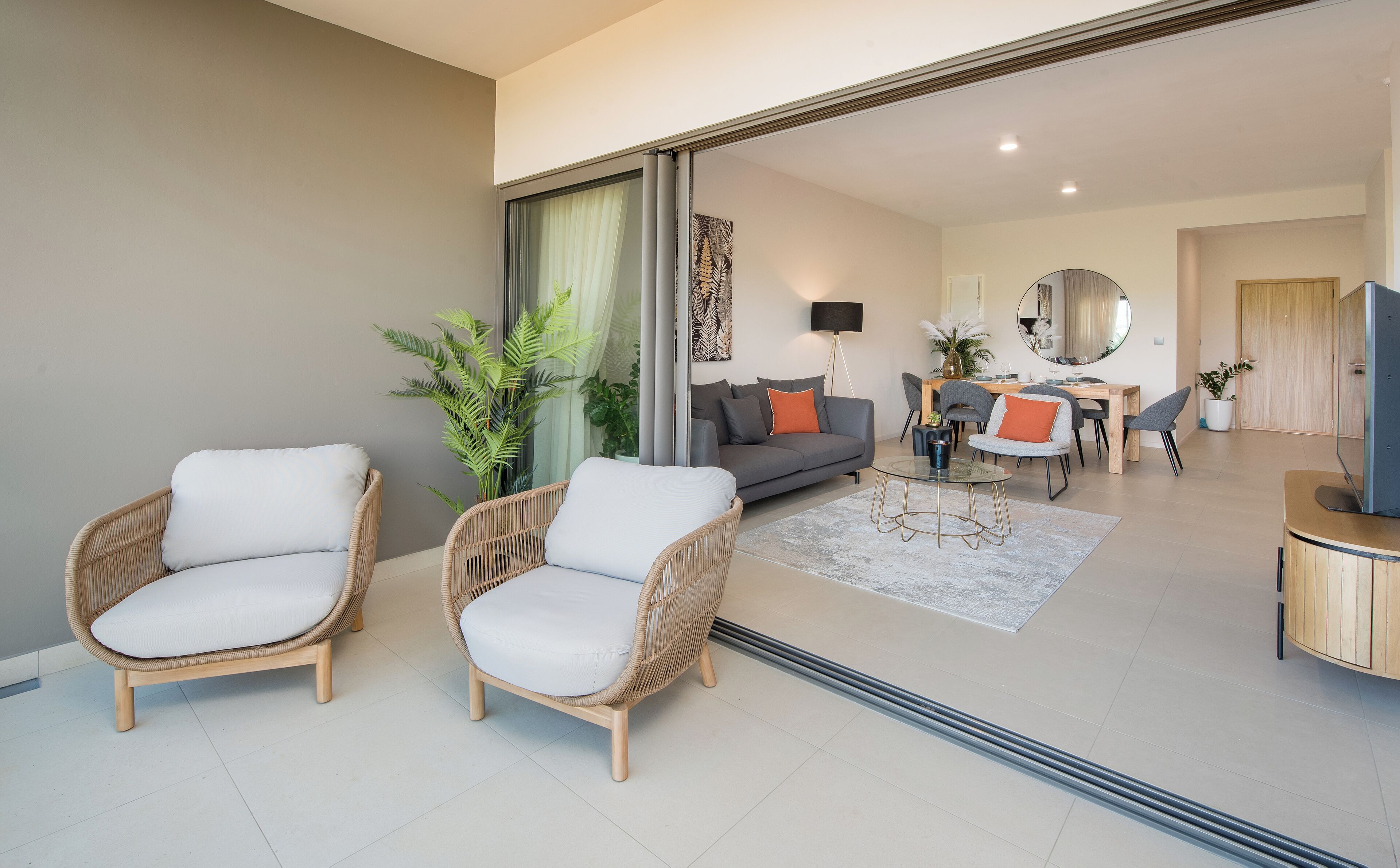 The Luxury Verdant Garden Hotel