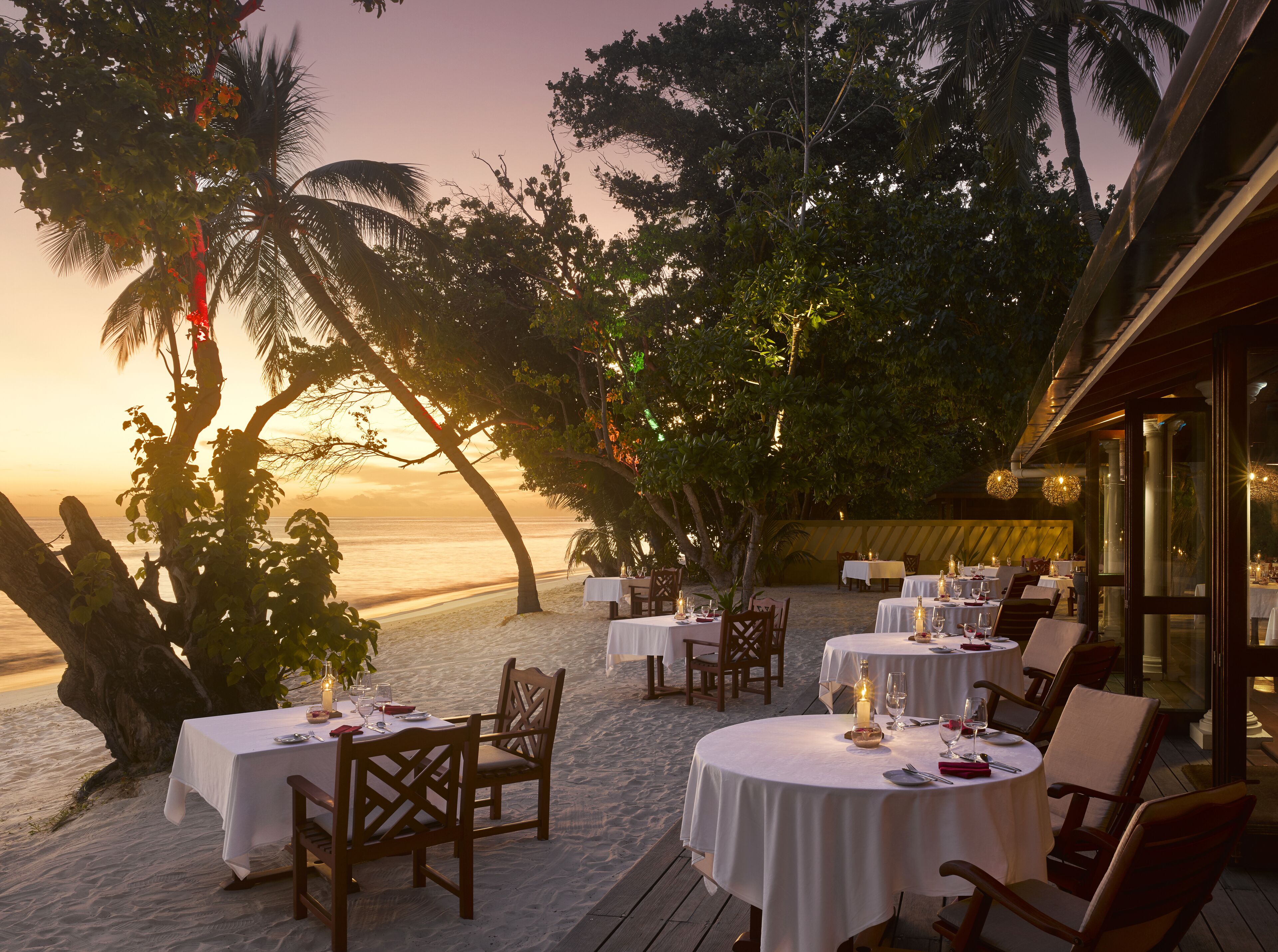 Royal Island Resort & Spa