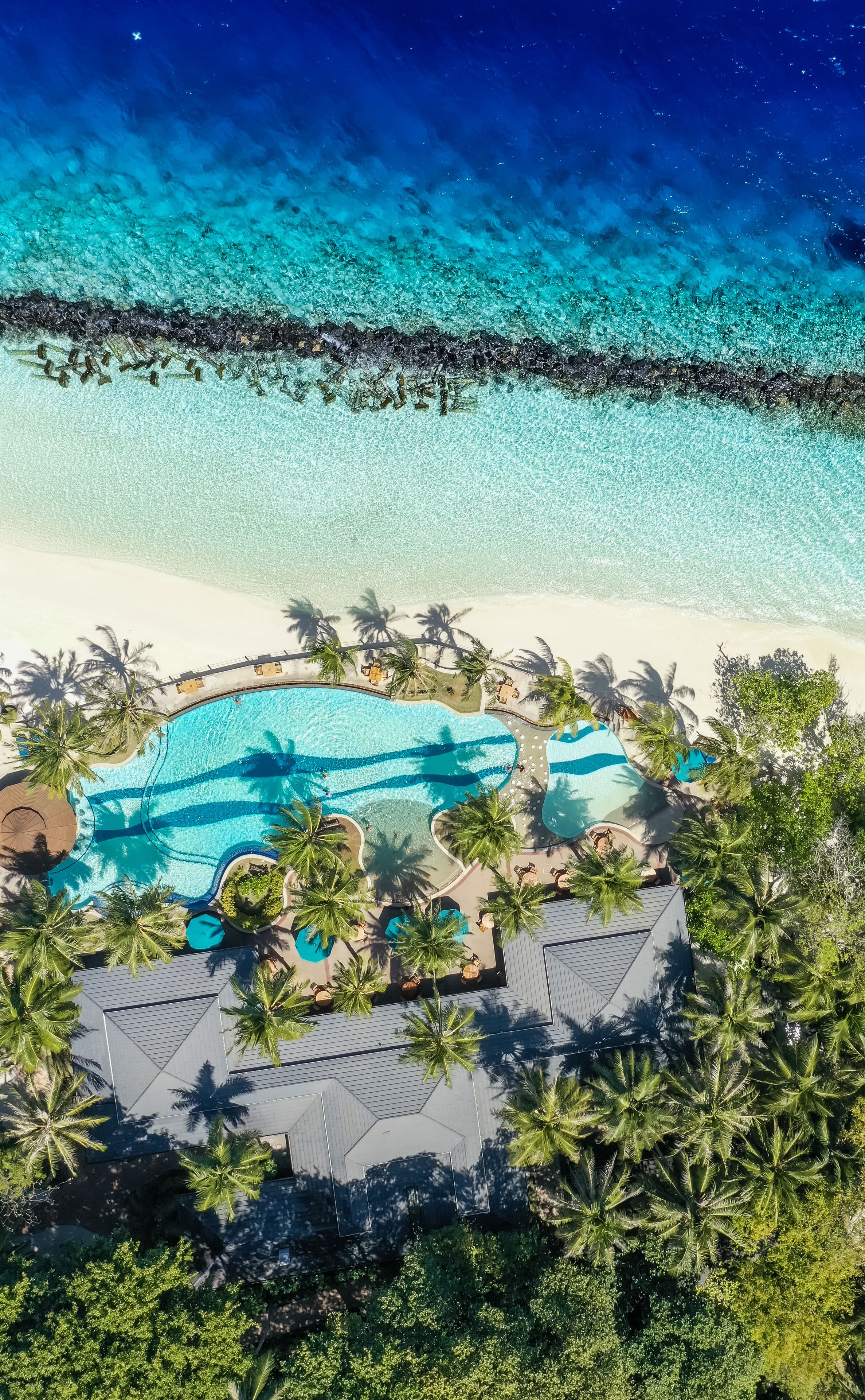 Royal Island Resort & Spa