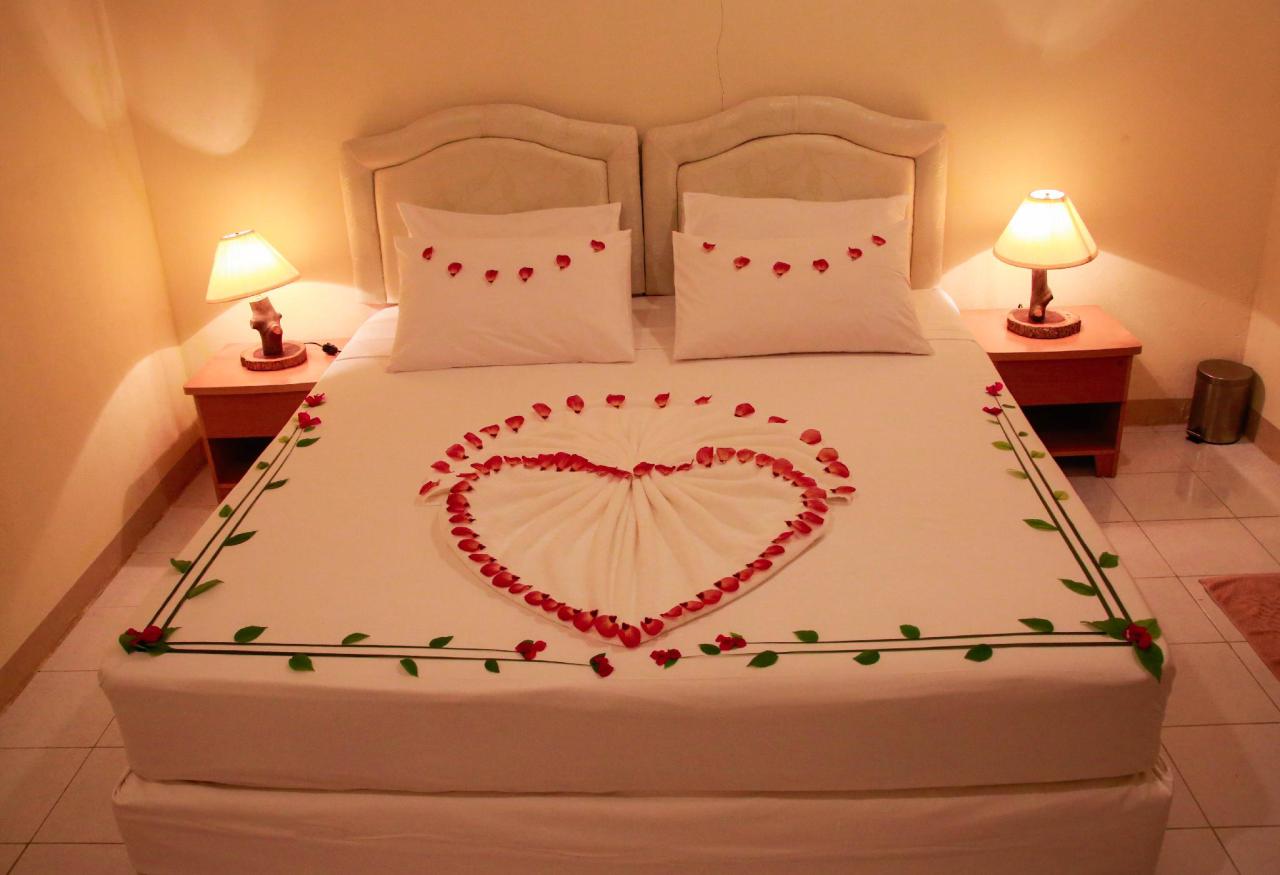 Horsburgh Island Guest House