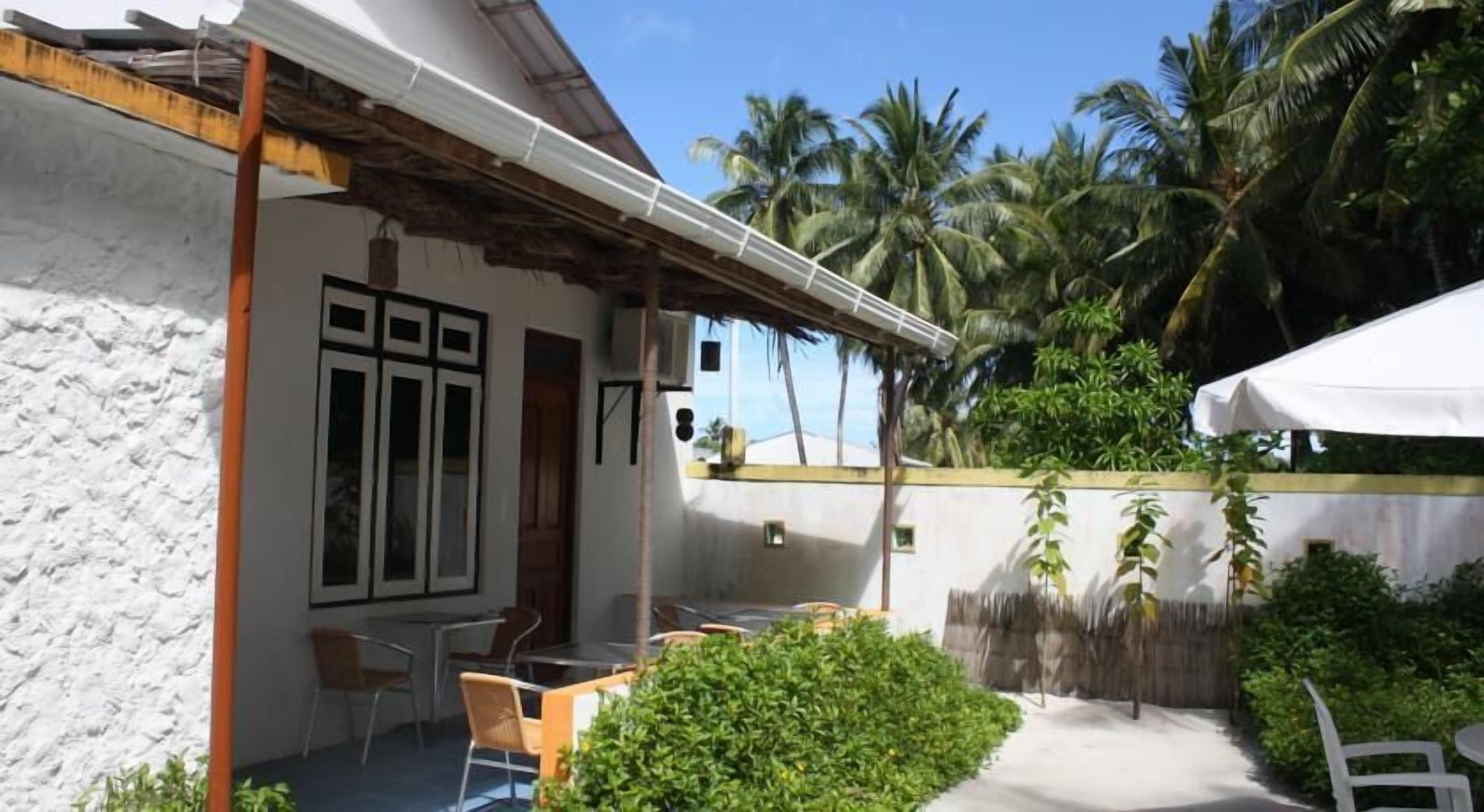 Pearl Beach View