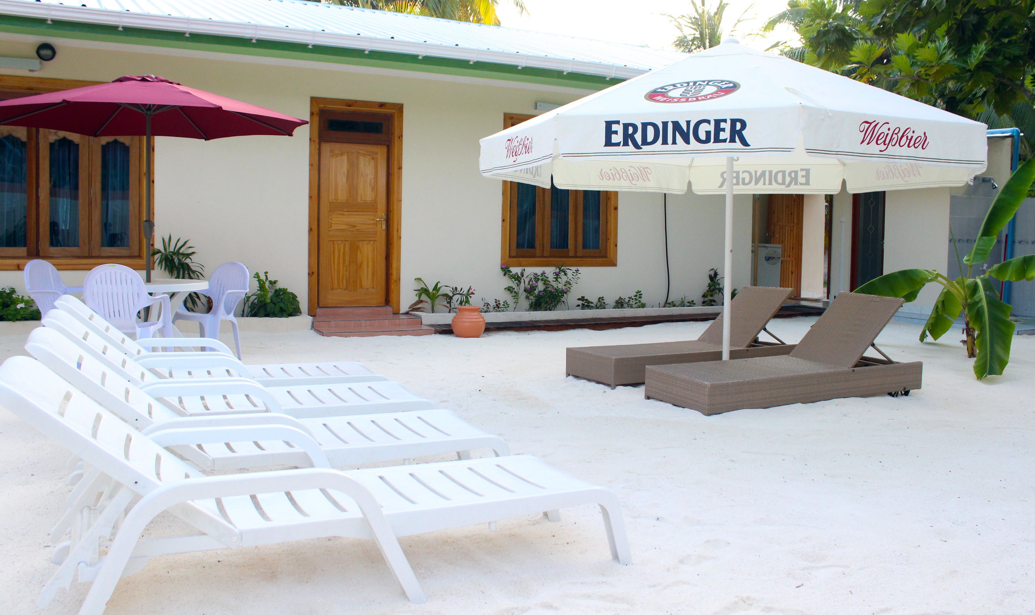 Marina Bay Villa Himandhoo