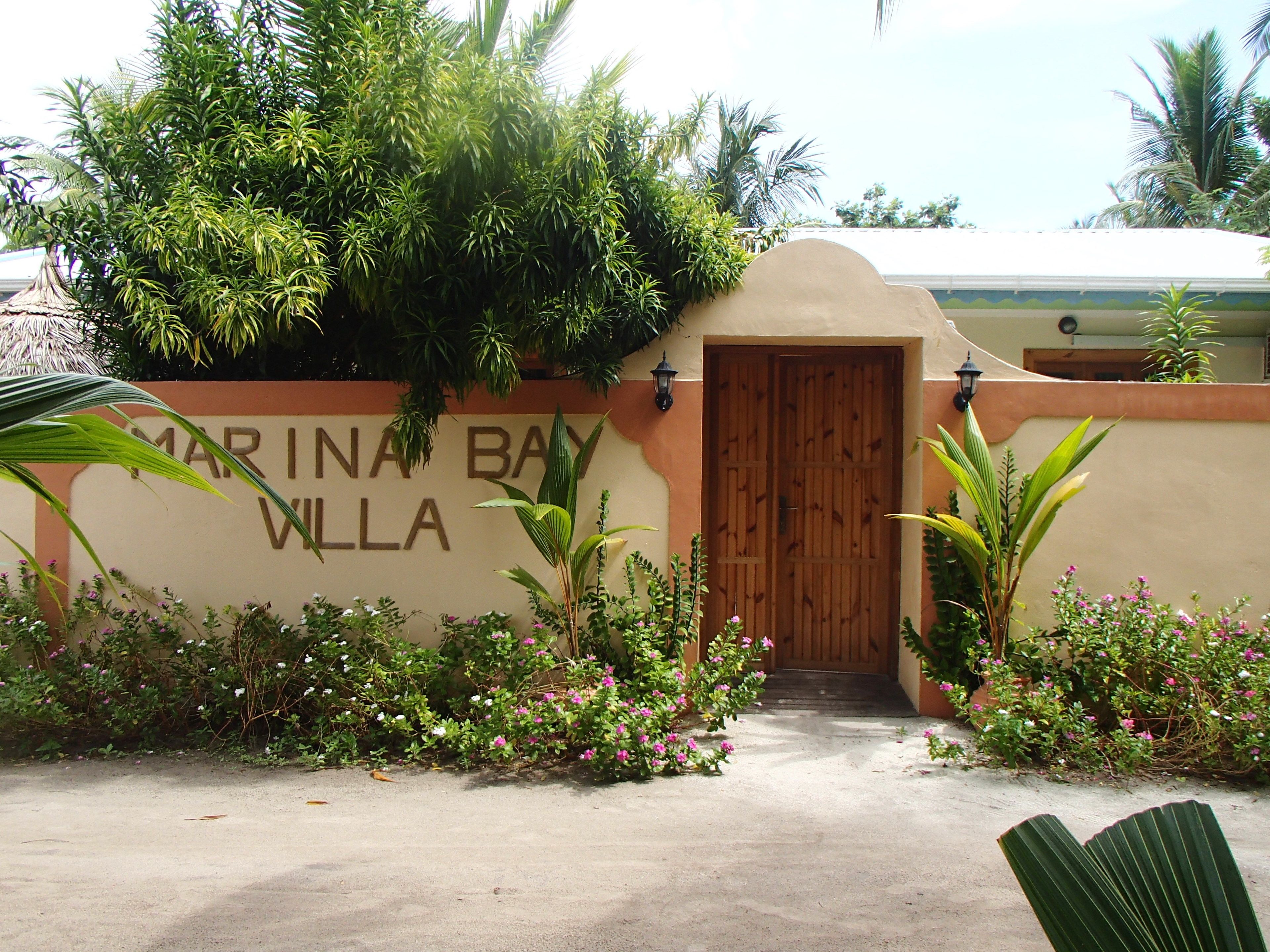 Marina Bay Villa Himandhoo