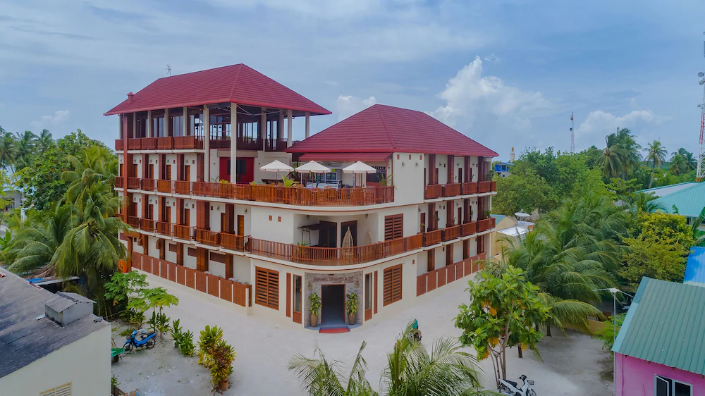 Araamu Holidays & Spa