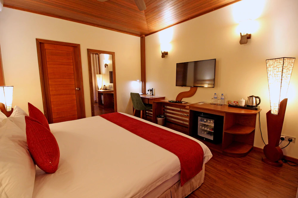Araamu Holidays & Spa