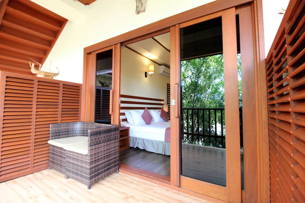 Araamu Holidays & Spa