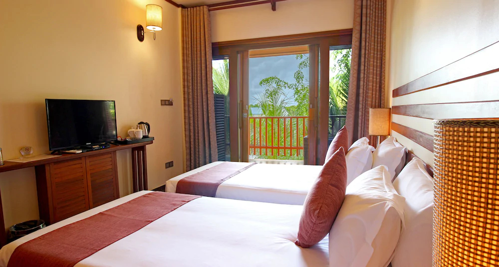 Araamu Holidays & Spa