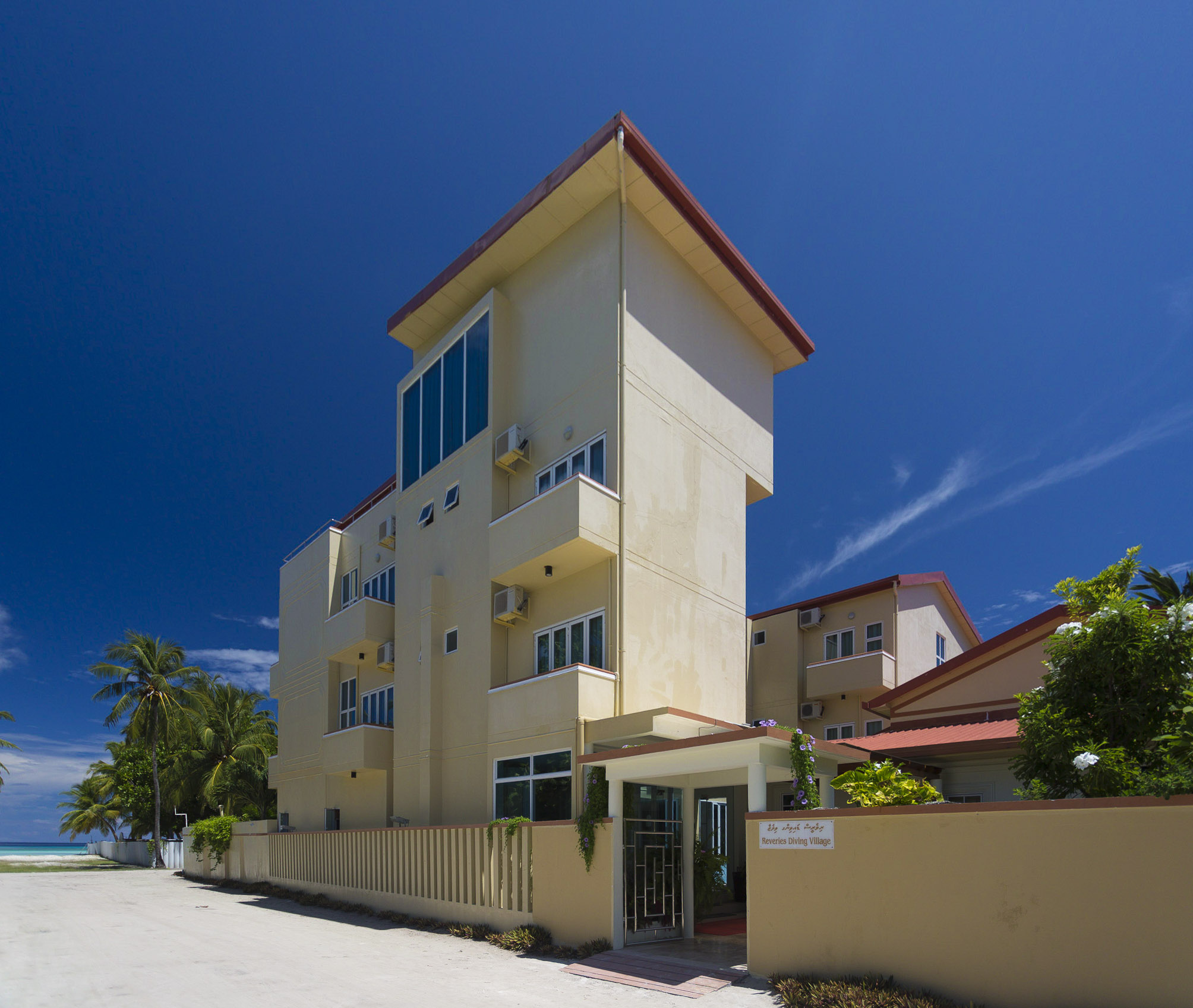 Reveries Diving Village