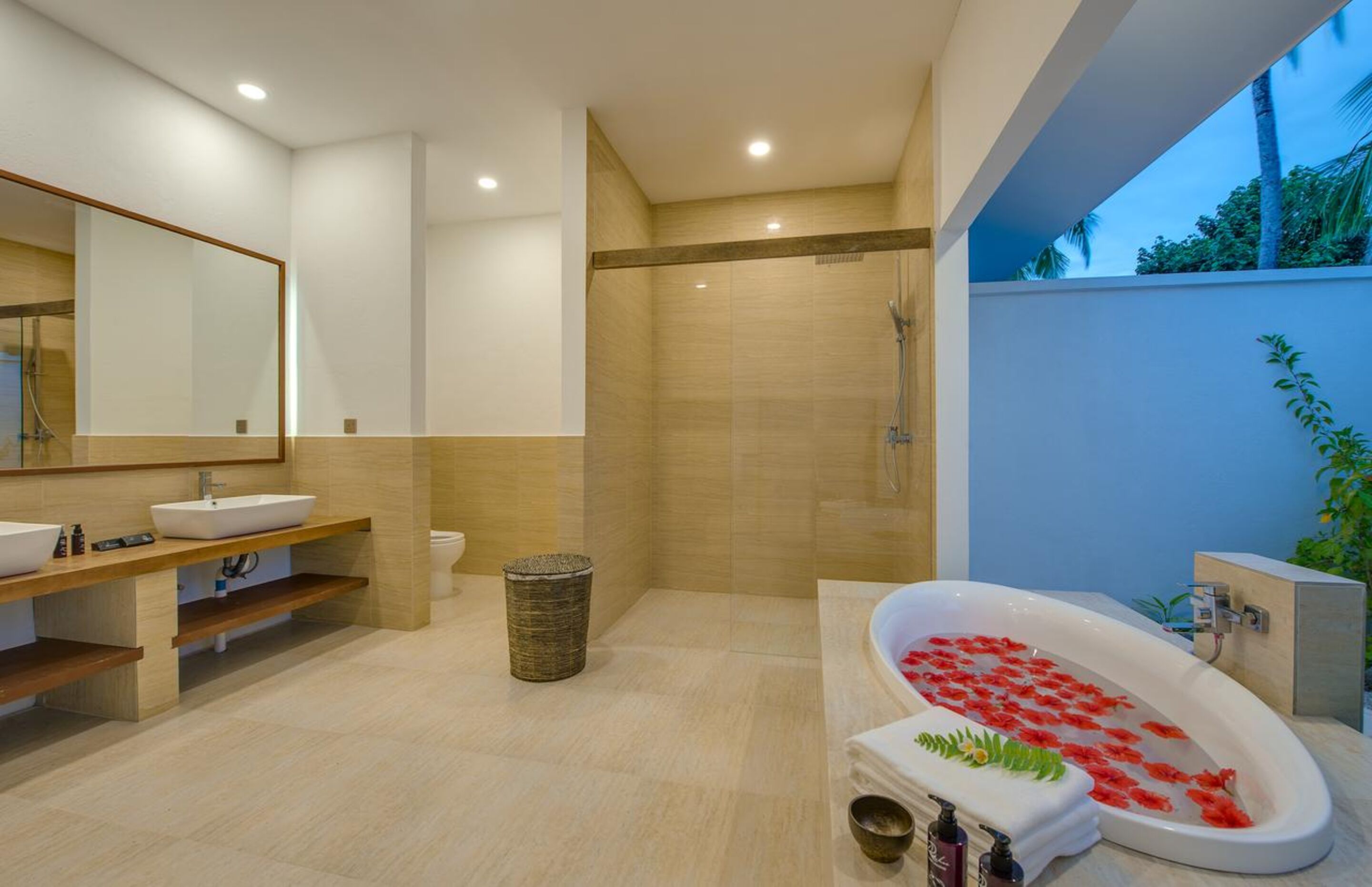 Rahaa Resort Laamu, Maldives