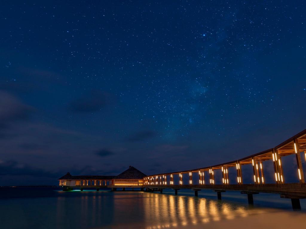 Hurawalhi Island Resort