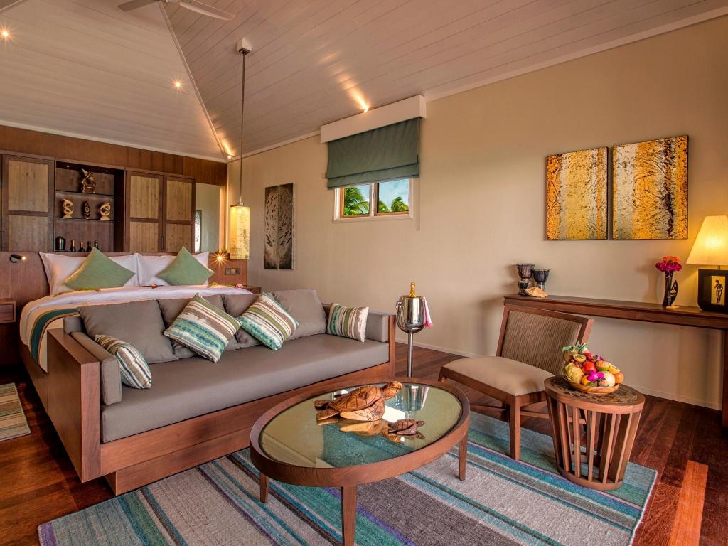 Hurawalhi Island Resort