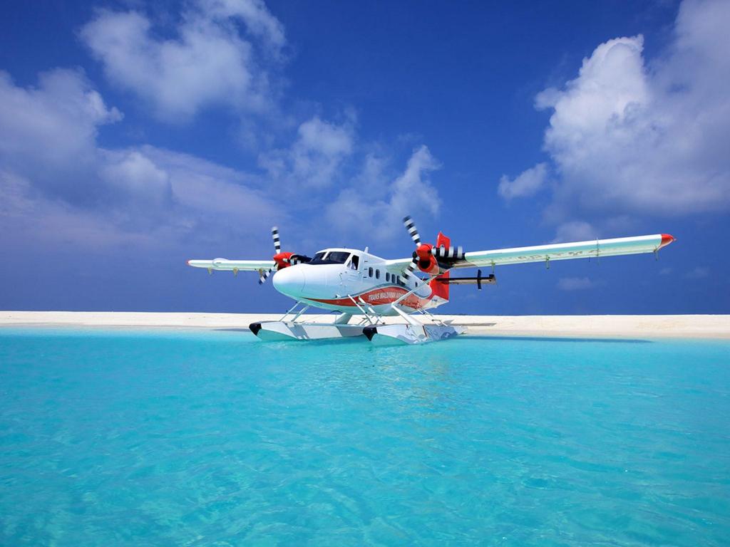 Hurawalhi Island Resort