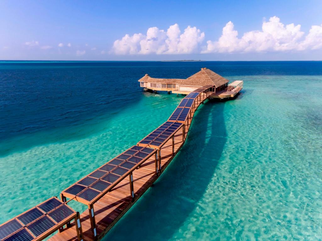 Hurawalhi Island Resort