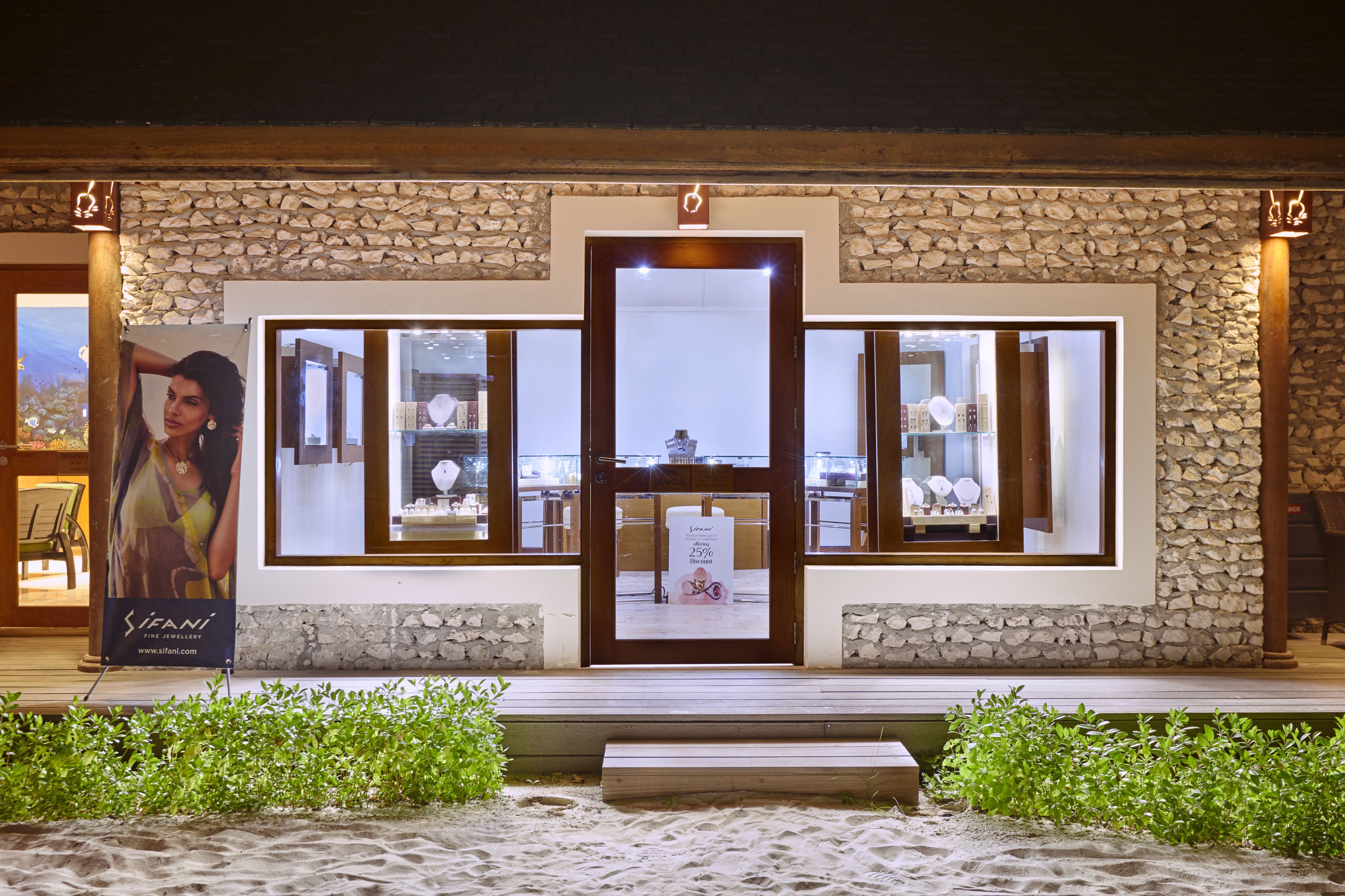 Kuredu Resort & Spa