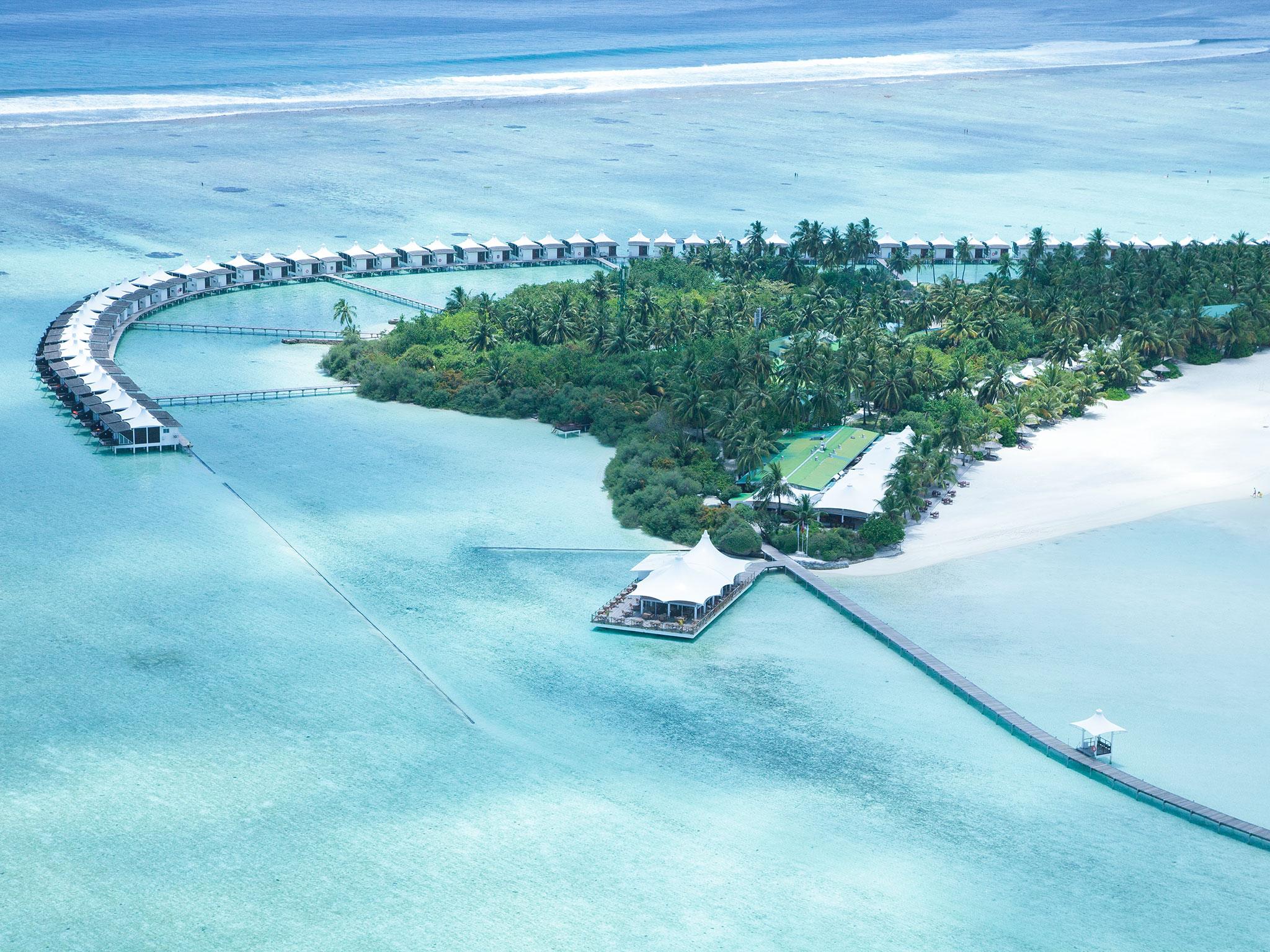 Cinnamon Hakuraa Huraa Maldives