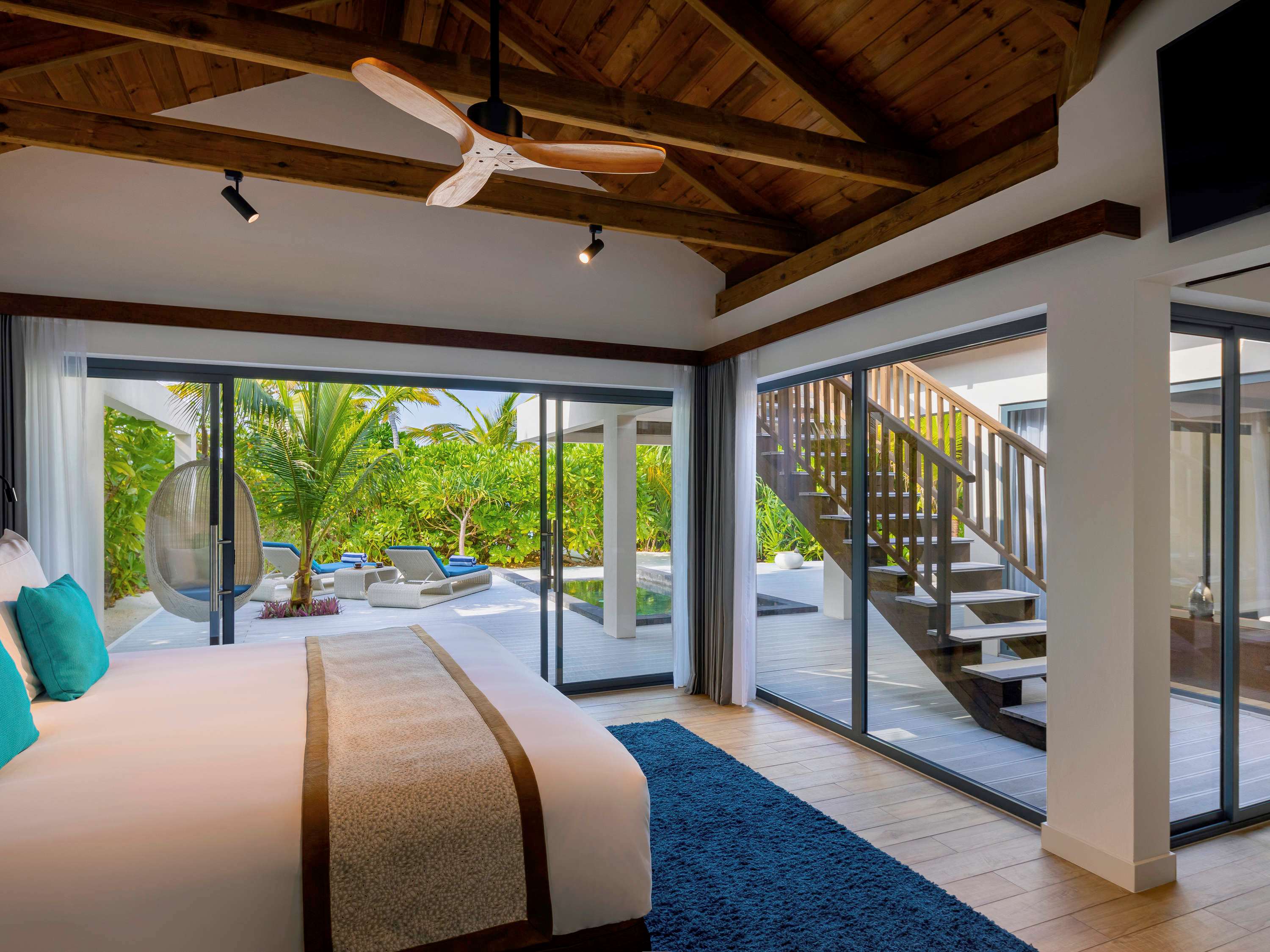 Kuredhivaru Resort and Spa Maldives