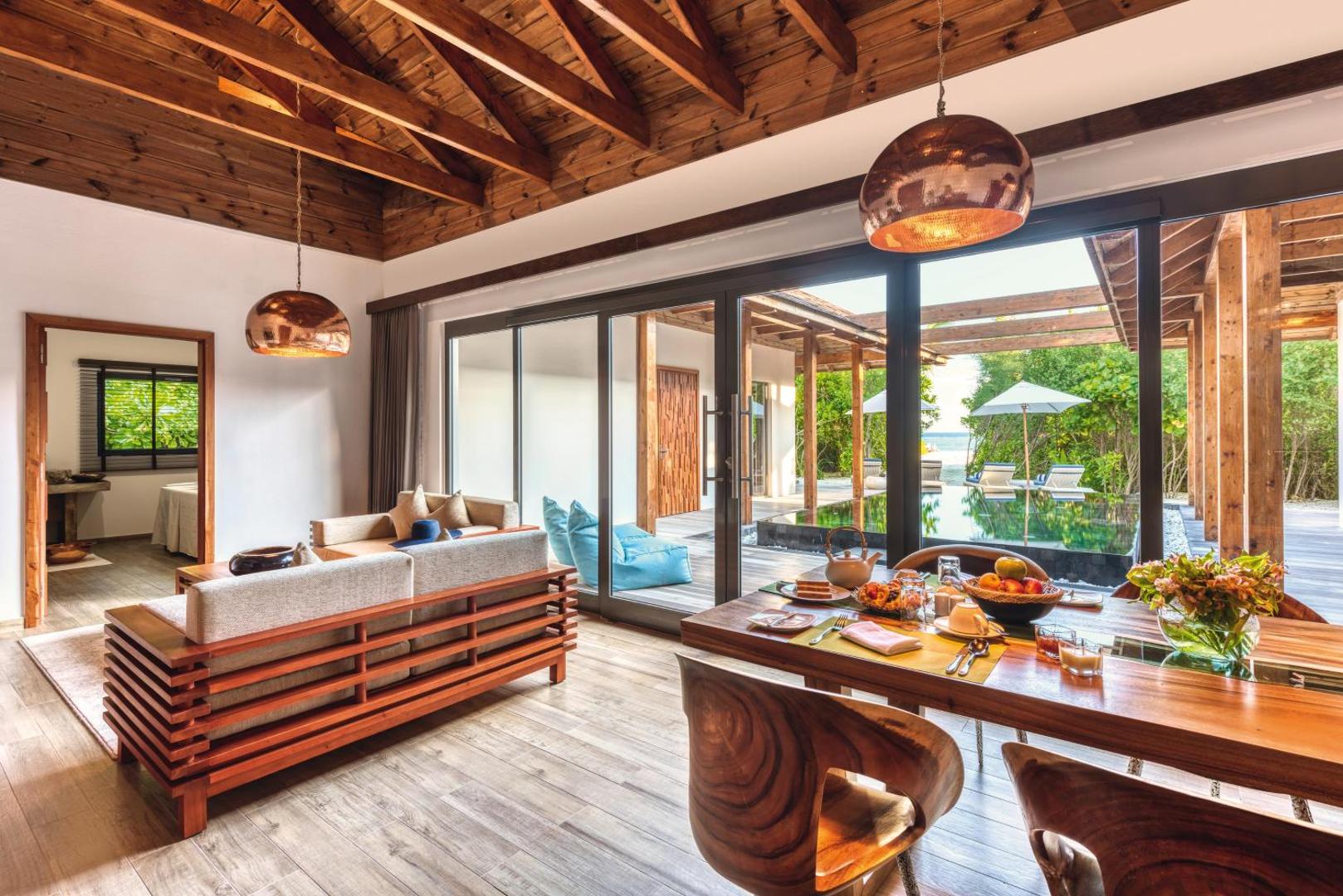 Kuredhivaru Resort and Spa Maldives
